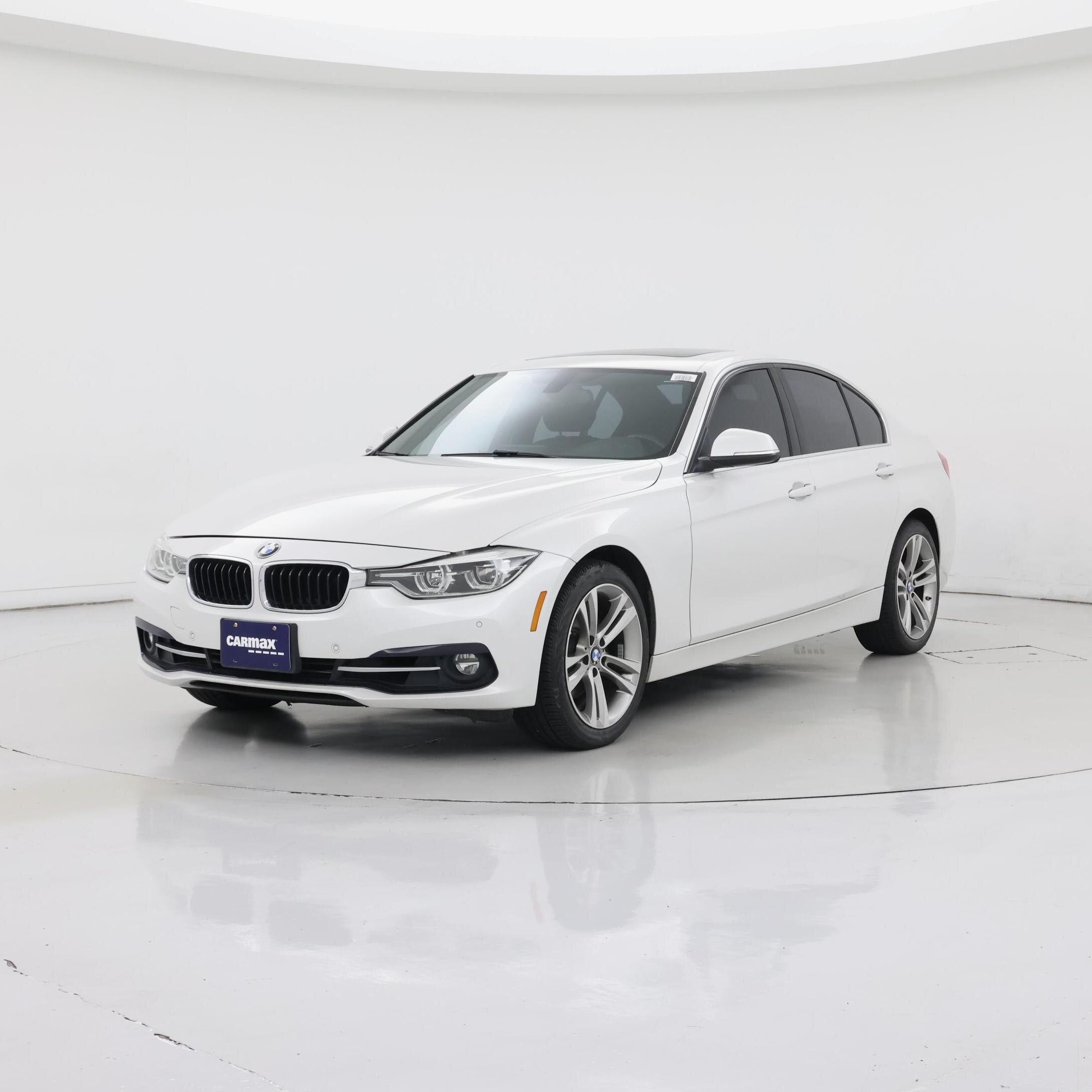 Thumbnail: 2017 BMW 3 Series - 4