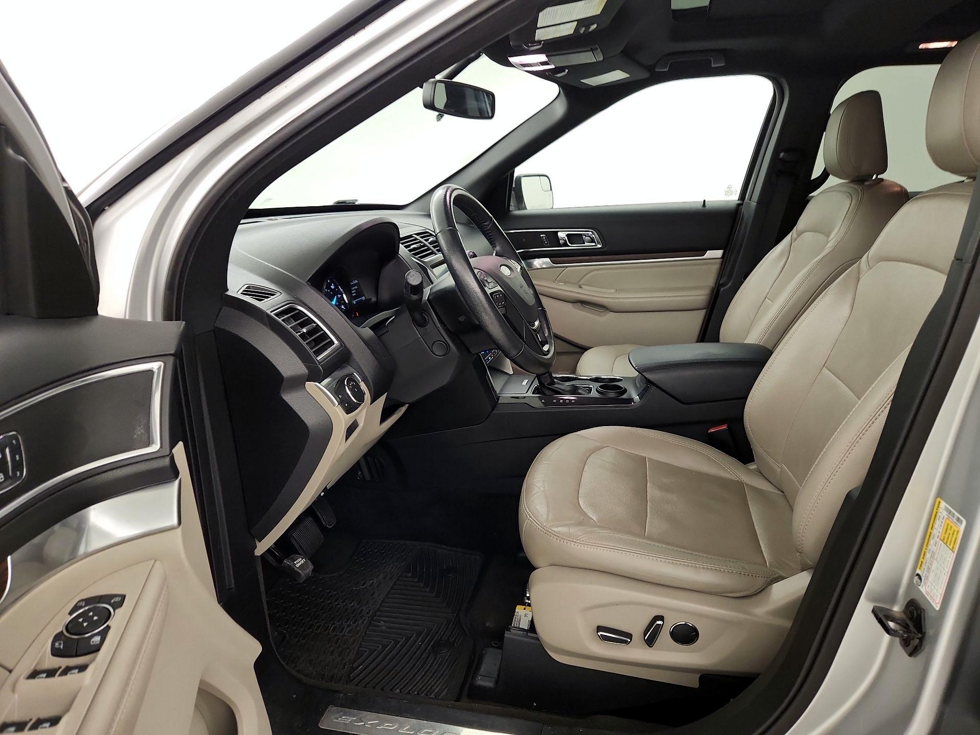 Thumbnail: 2018 Ford Explorer - 11