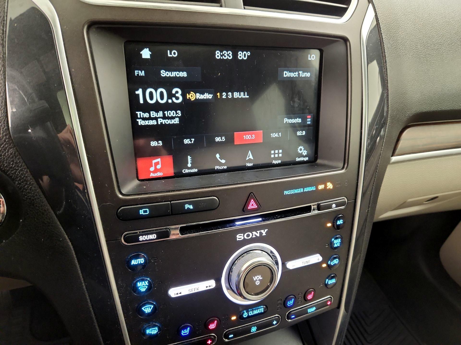 Thumbnail: 2018 Ford Explorer - 16