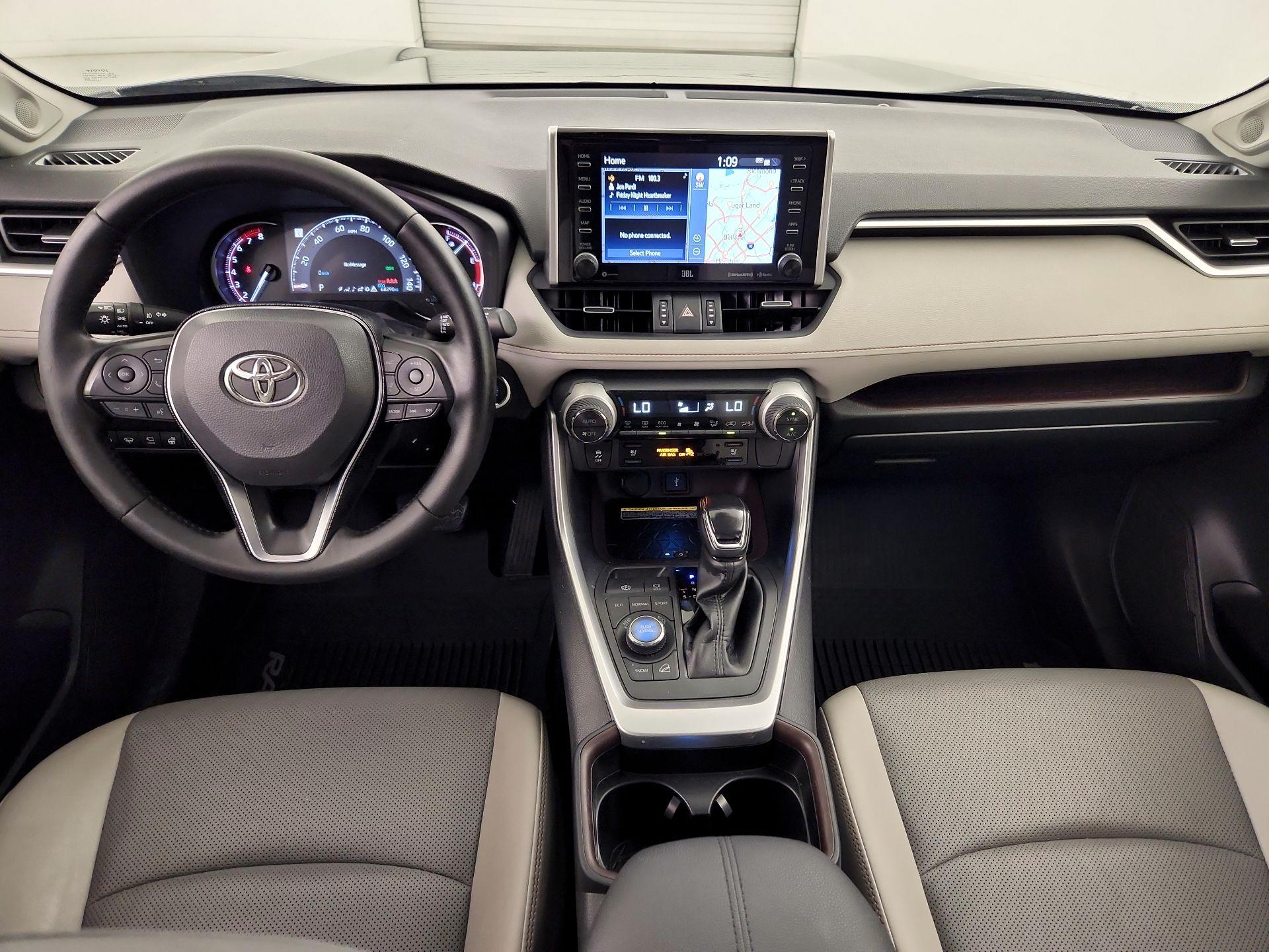 Thumbnail: 2020 Toyota RAV4 - 9