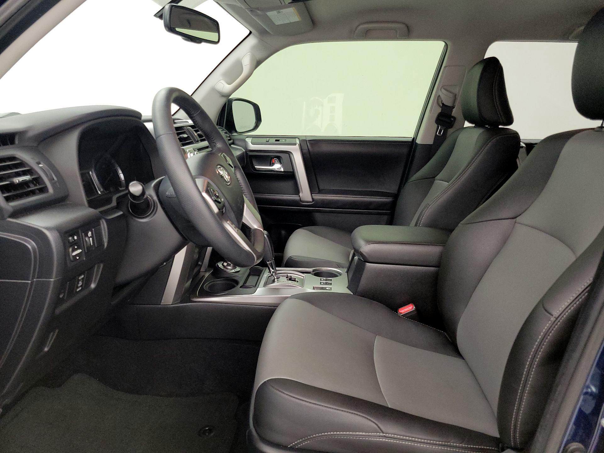 Thumbnail: 2019 Toyota 4Runner - 11