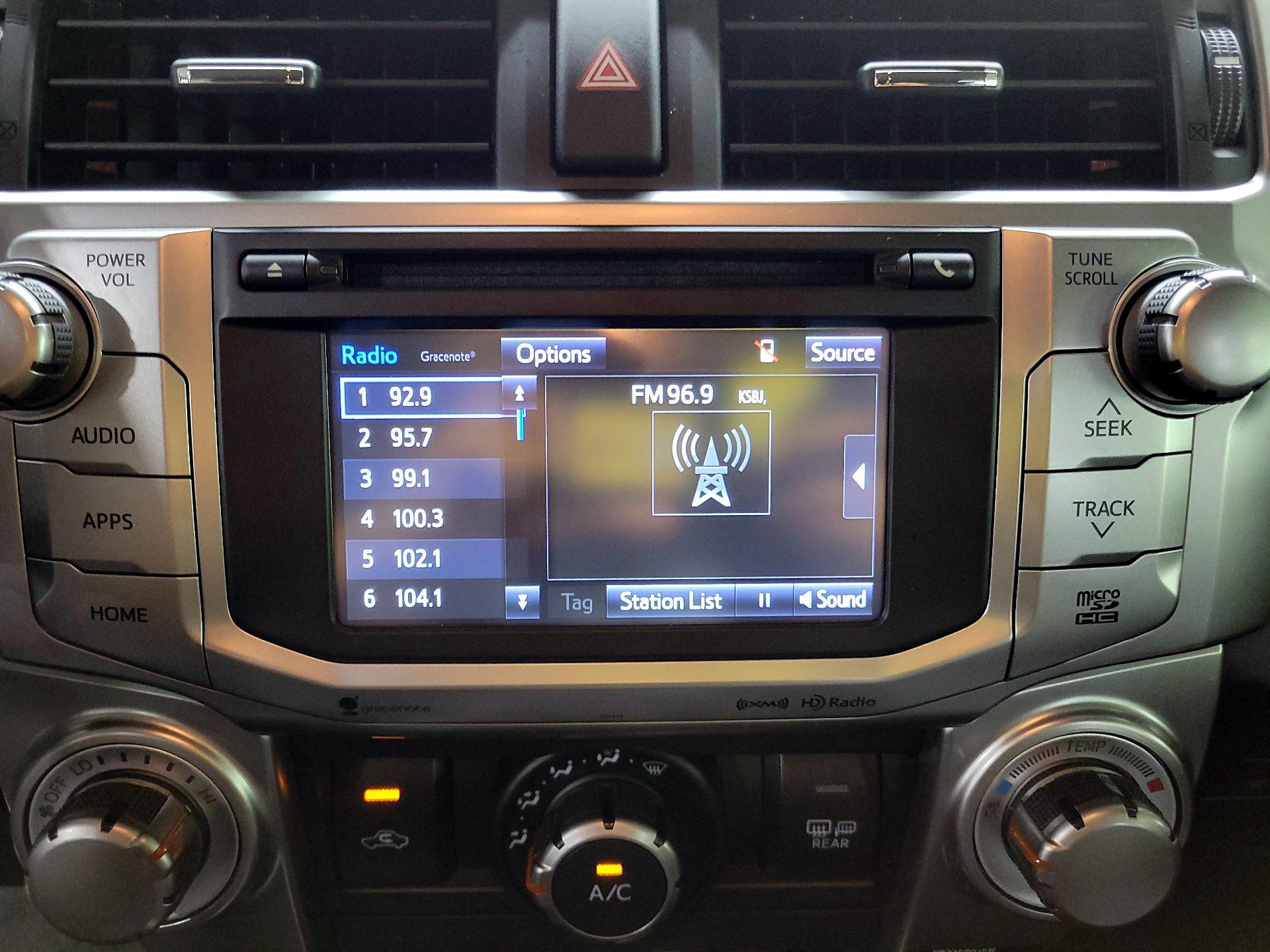 Thumbnail: 2019 Toyota 4Runner - 15