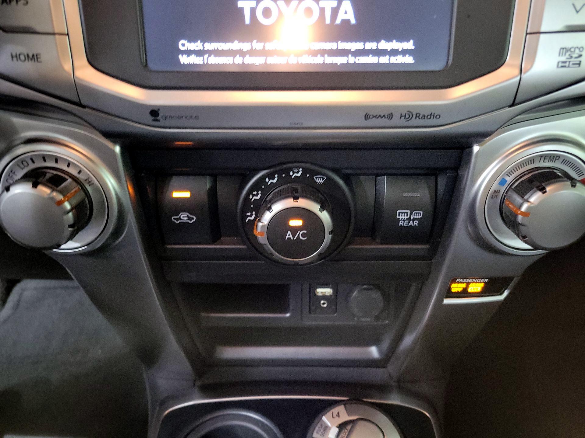 Thumbnail: 2019 Toyota 4Runner - 16