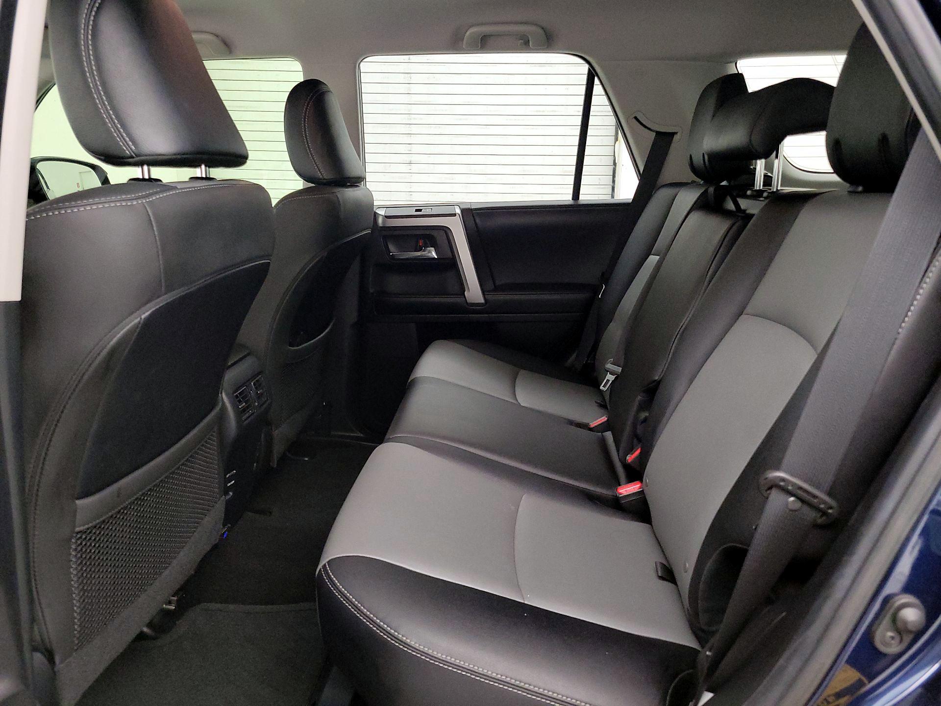 Thumbnail: 2019 Toyota 4Runner - 19