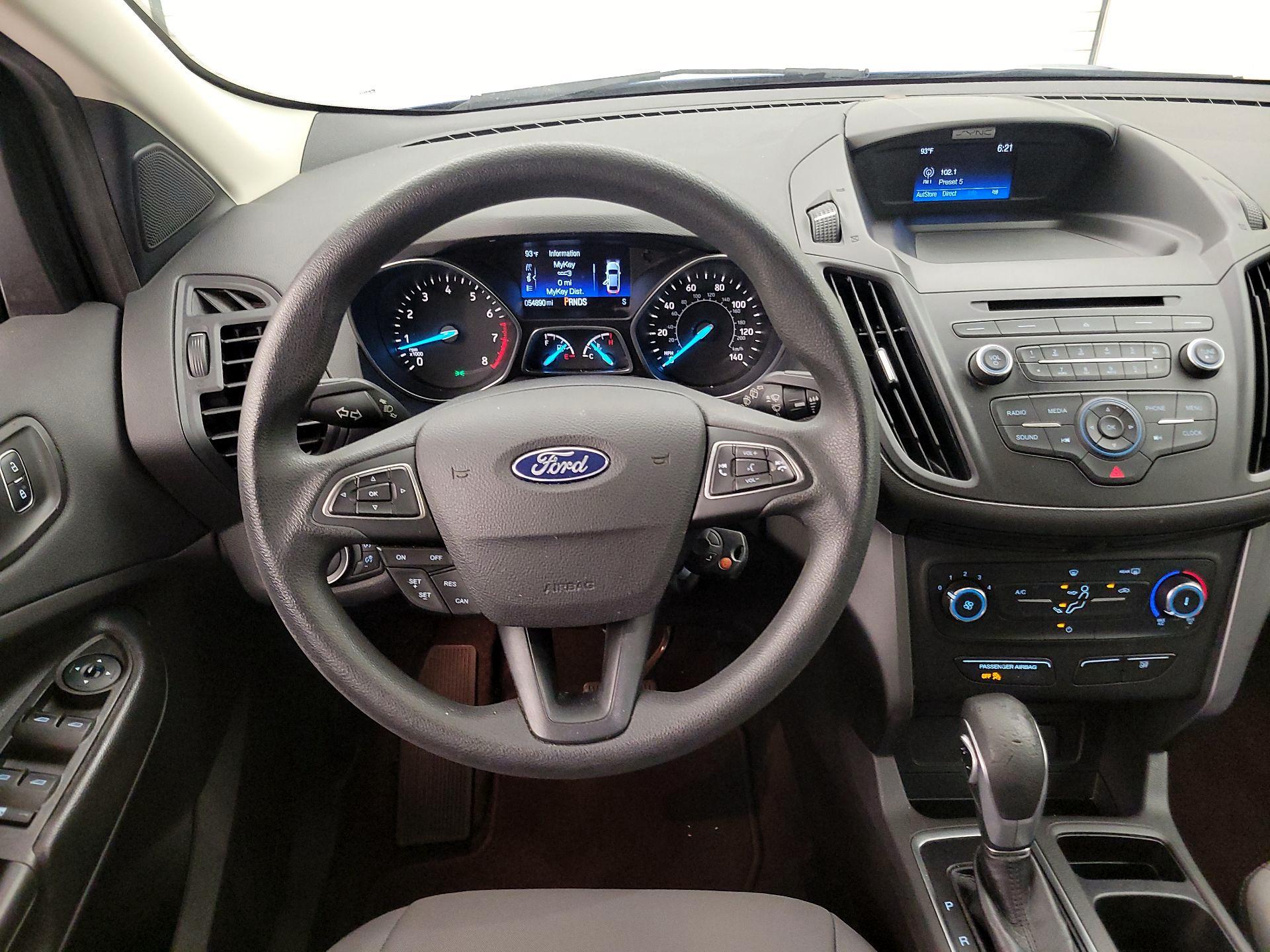 Thumbnail: 2017 Ford Escape - 10