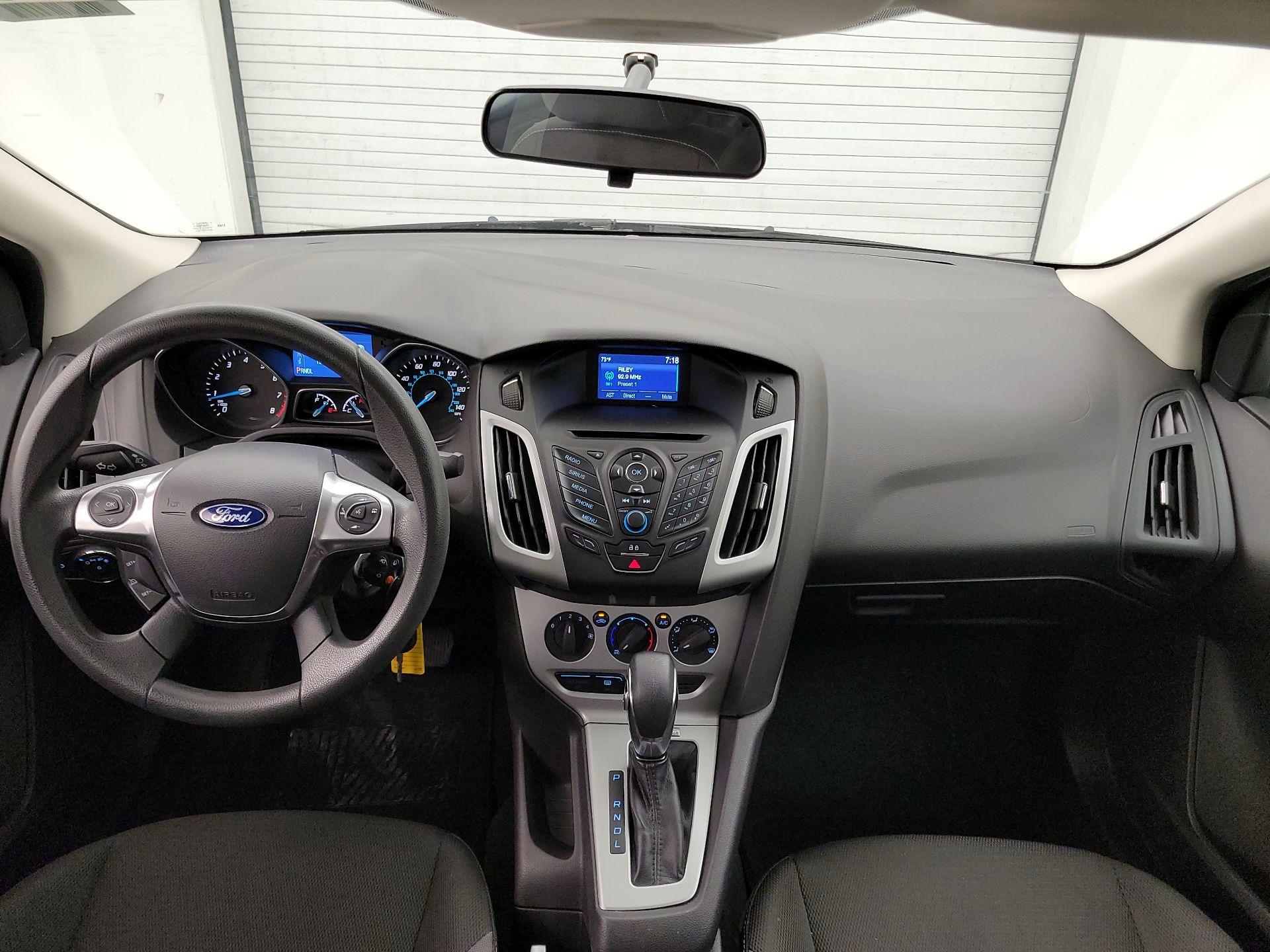 Thumbnail: 2014 Ford Focus - 9