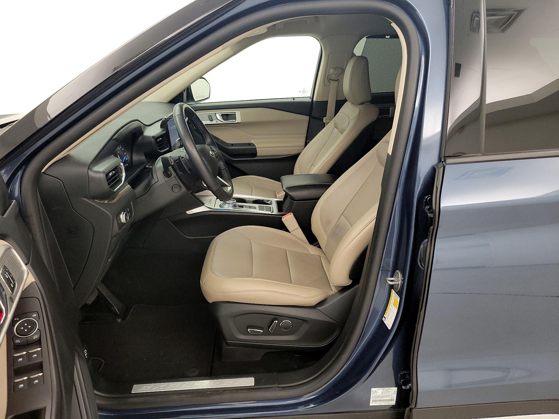 Thumbnail: 2020 Ford Explorer - 11