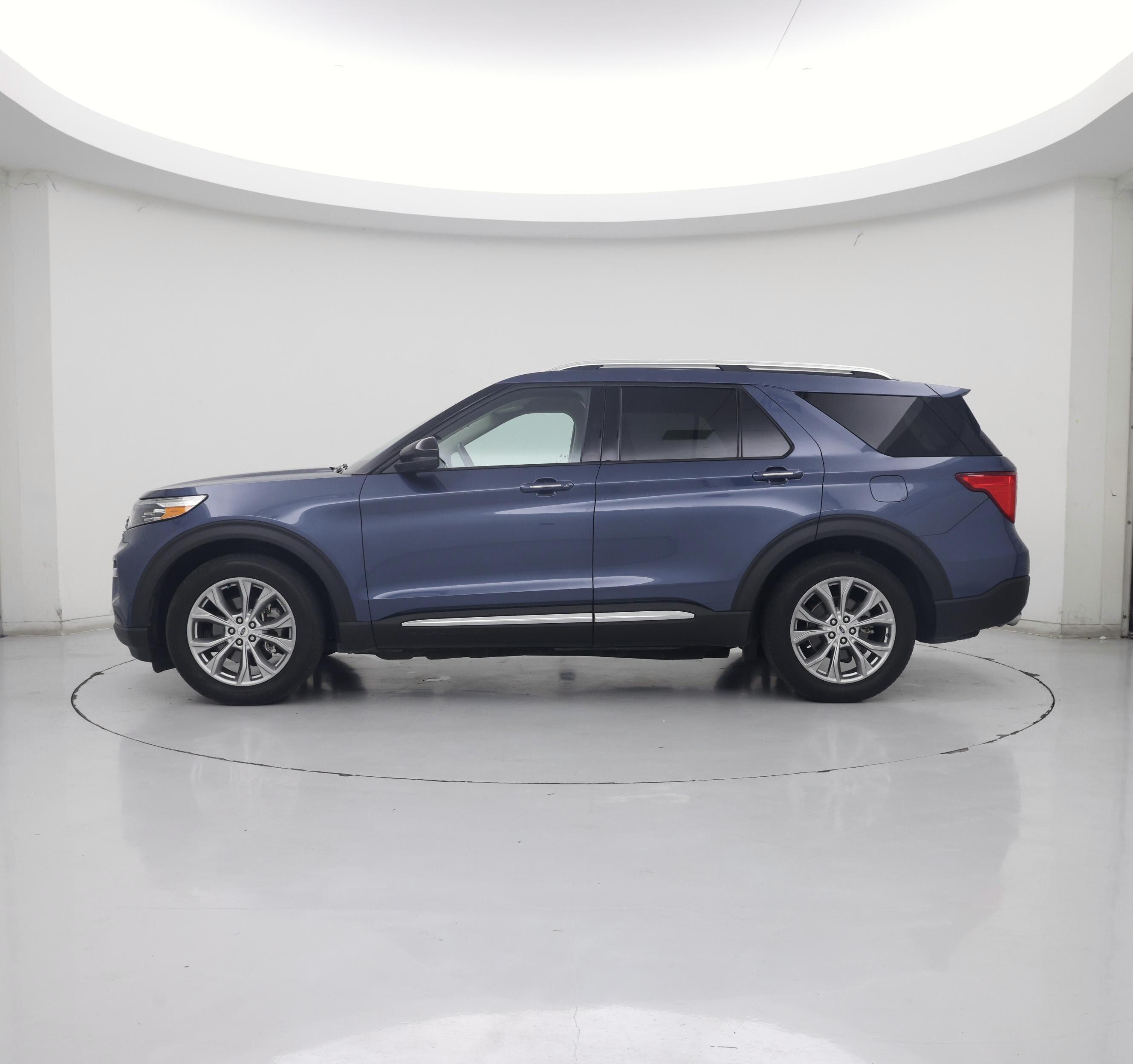 Thumbnail: 2020 Ford Explorer - 3