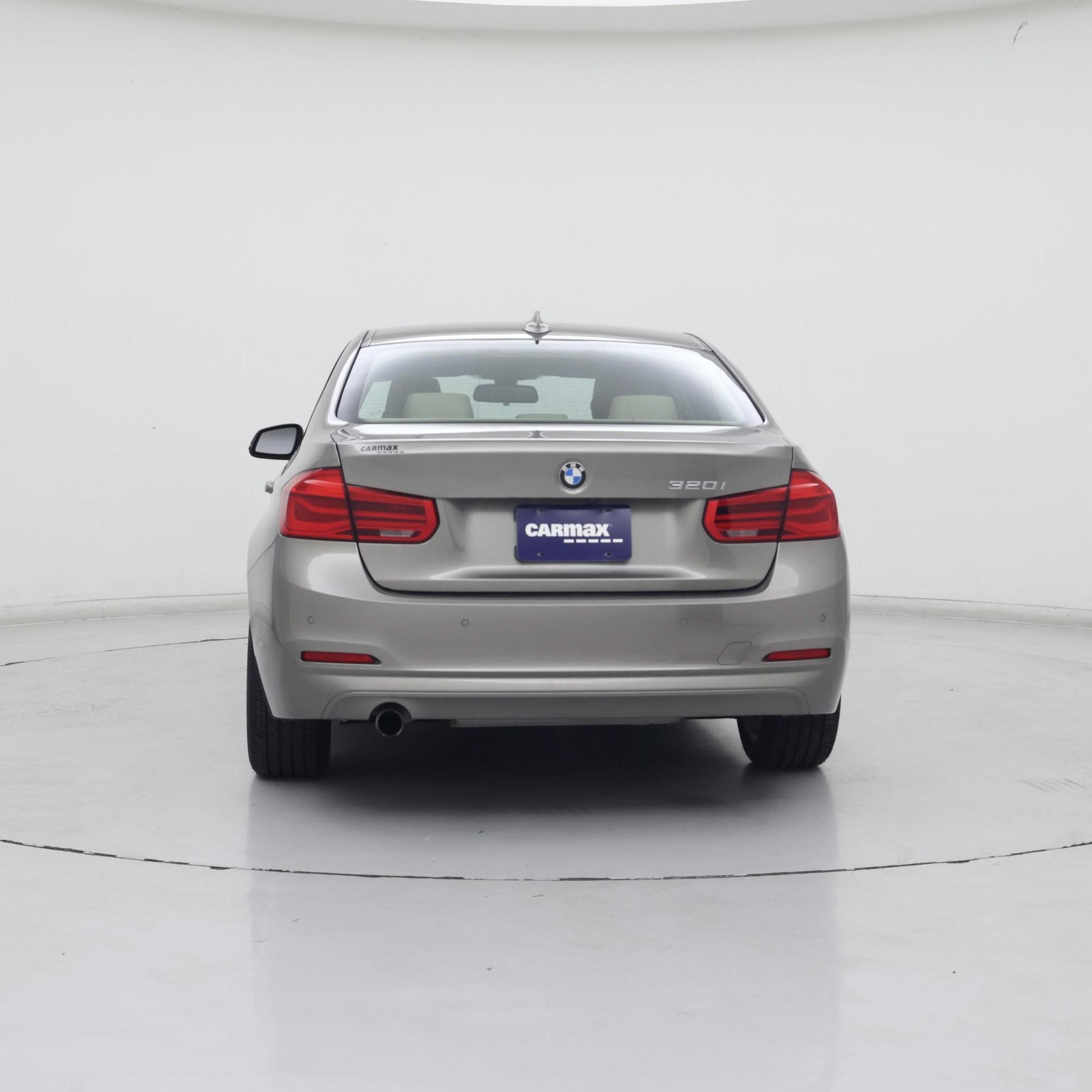 Thumbnail: 2016 BMW 3 Series - 6