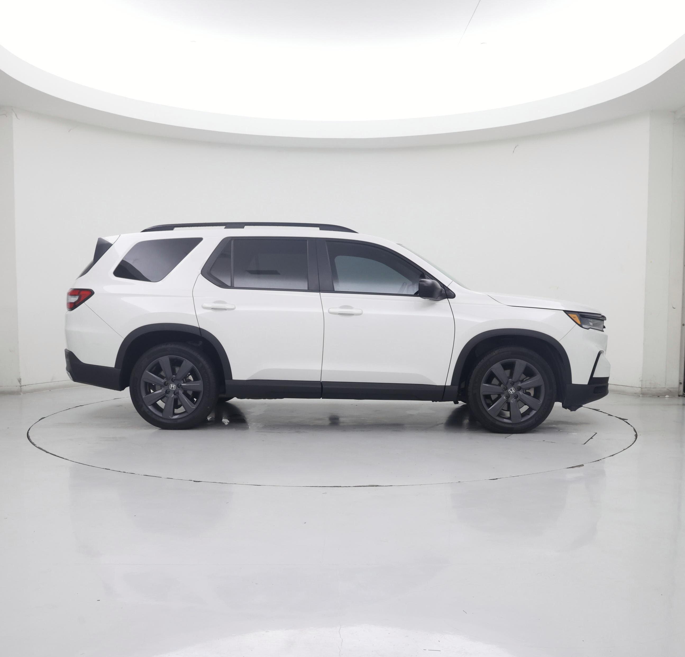 Thumbnail: 2025 Honda Pilot - 7