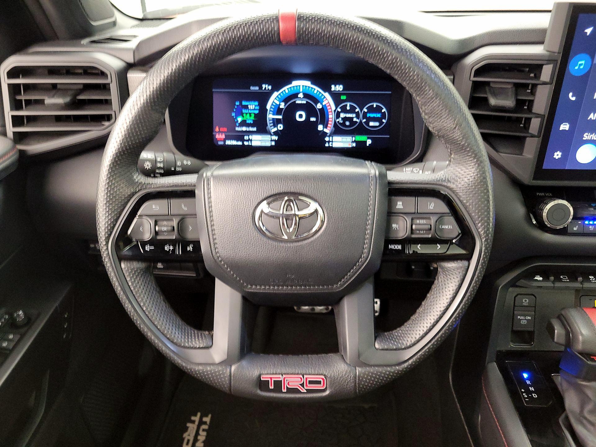 Thumbnail: 2024 Toyota Tundra - 10