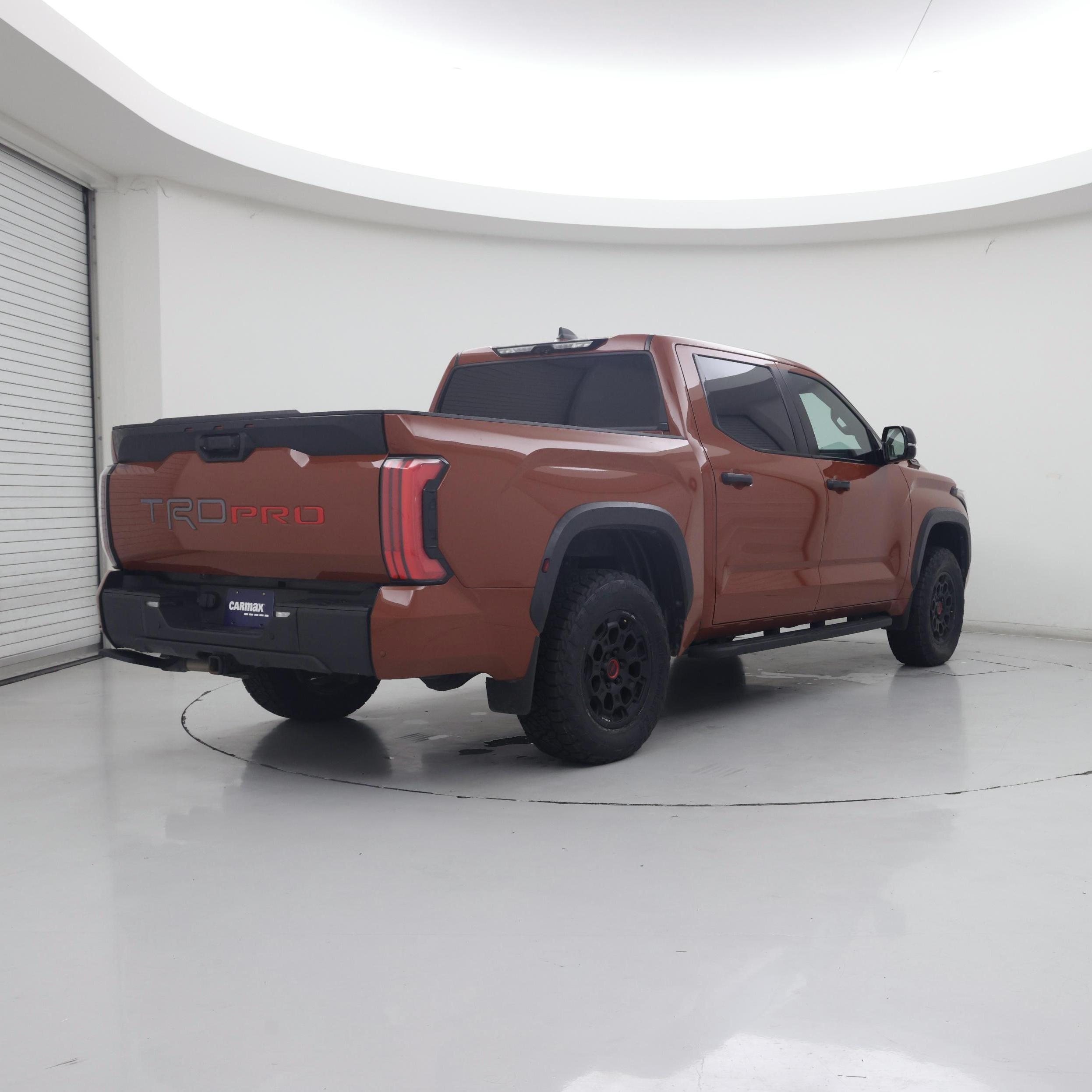 Thumbnail: 2024 Toyota Tundra - 8