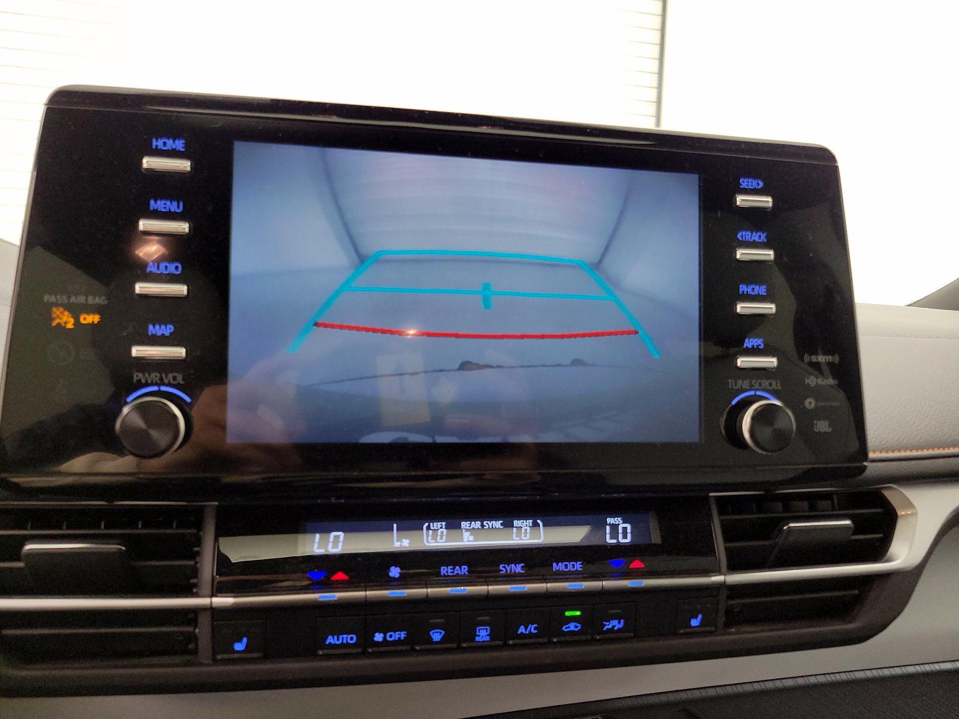 Thumbnail: 2023 Toyota Sienna - 15