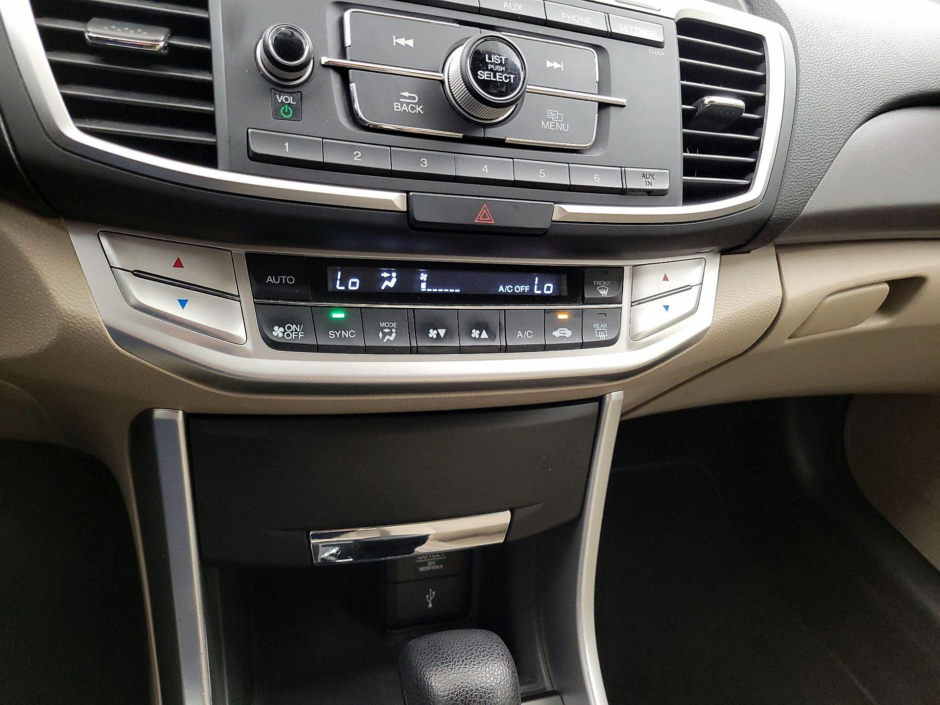 Thumbnail: 2014 Honda Accord - 16