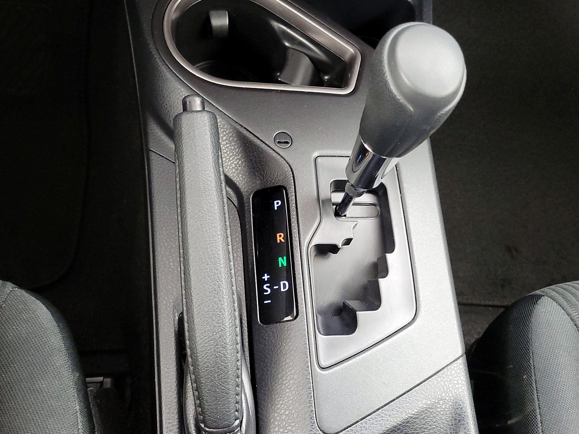 Thumbnail: 2016 Toyota RAV4 - 17
