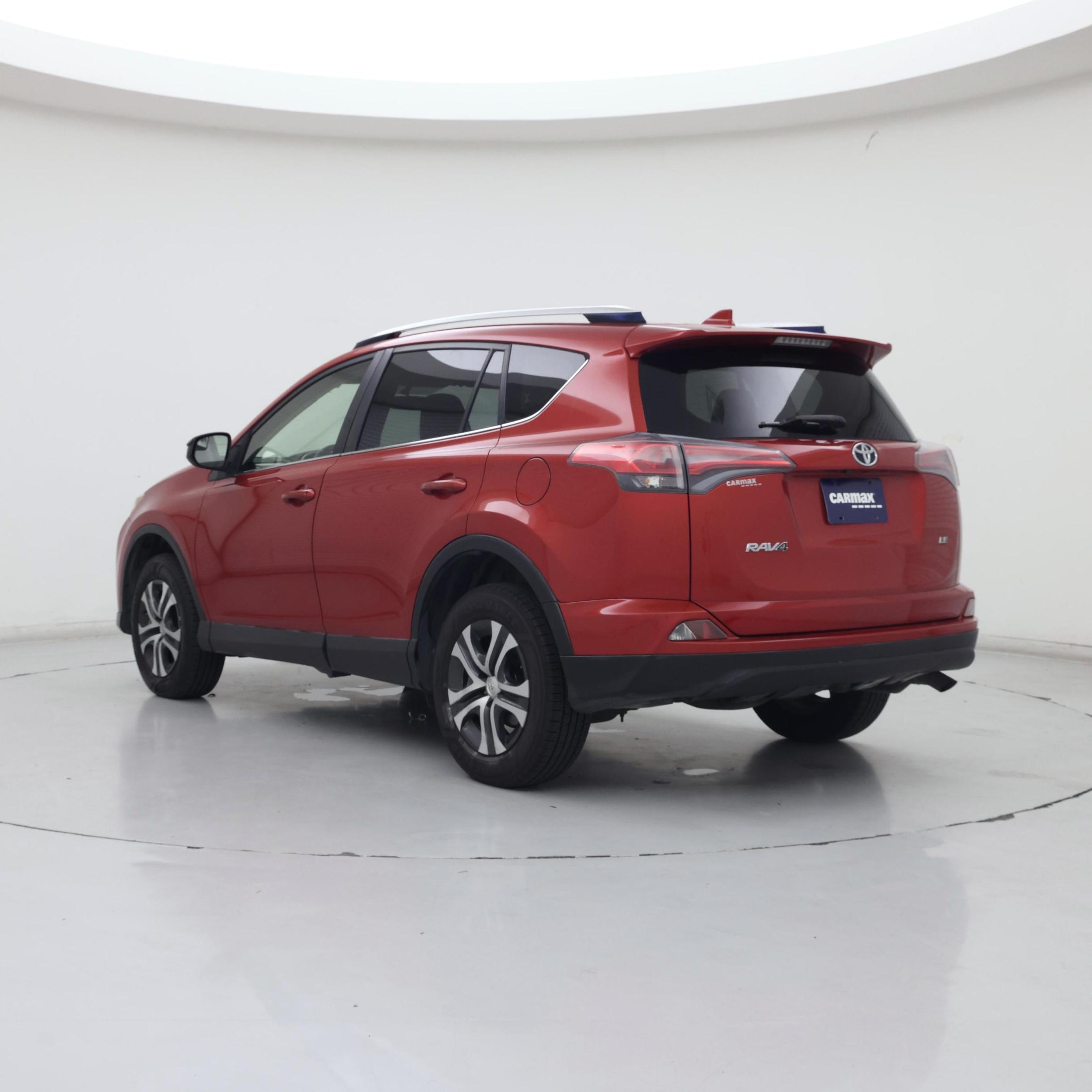 Thumbnail: 2016 Toyota RAV4 - 2