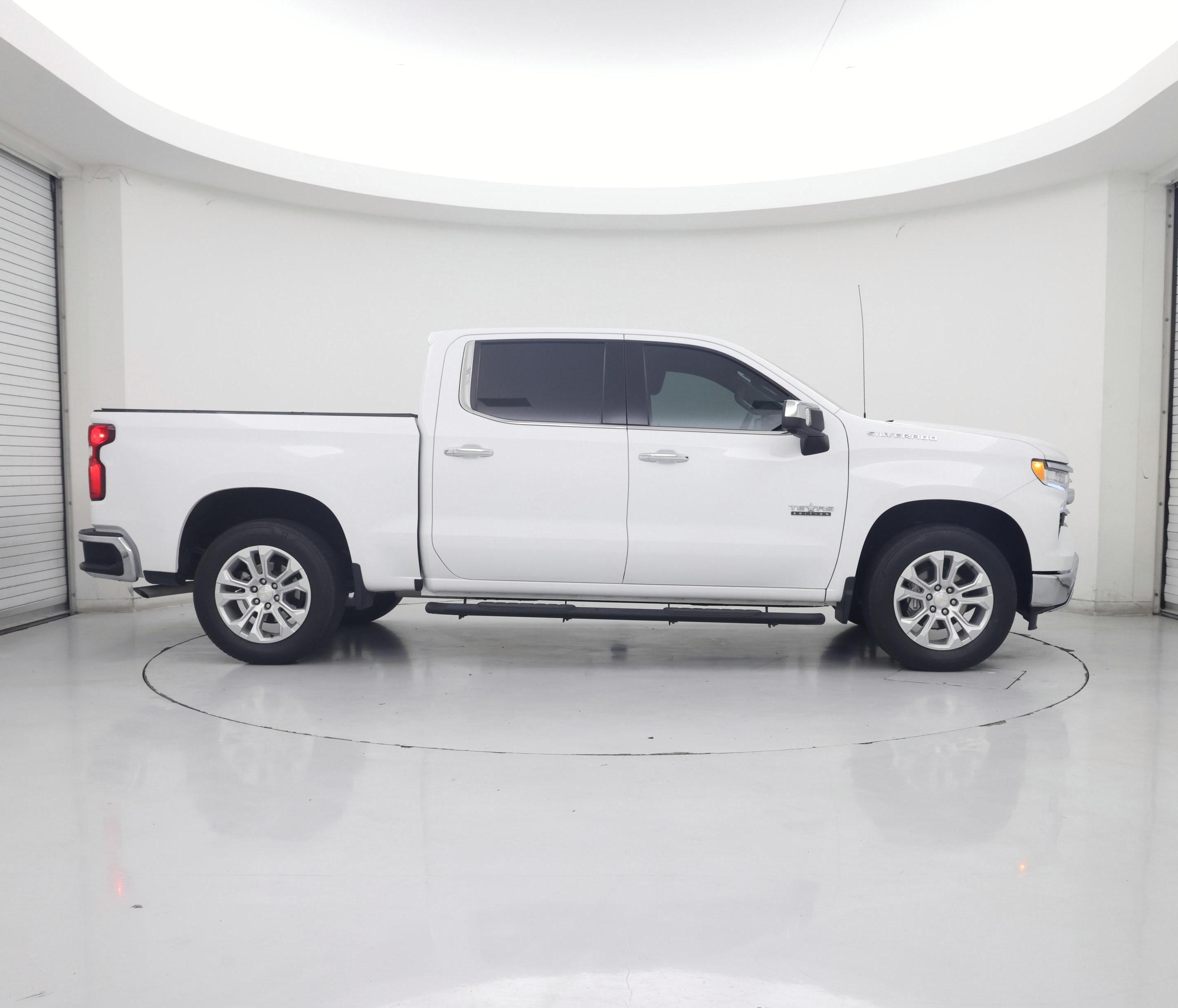 Thumbnail: 2023 Chevrolet Silverado 1500 - 7