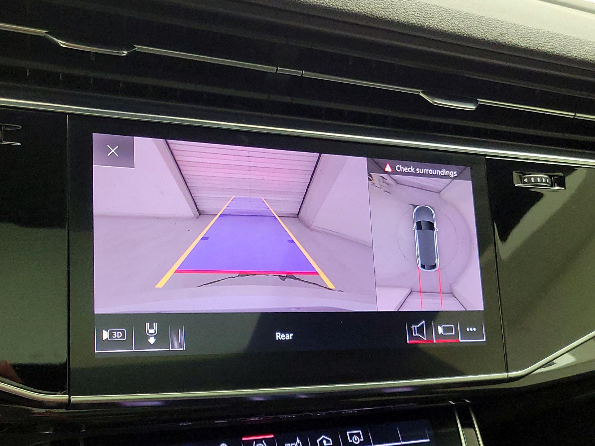 Thumbnail: 2019 Audi Q8 - 15