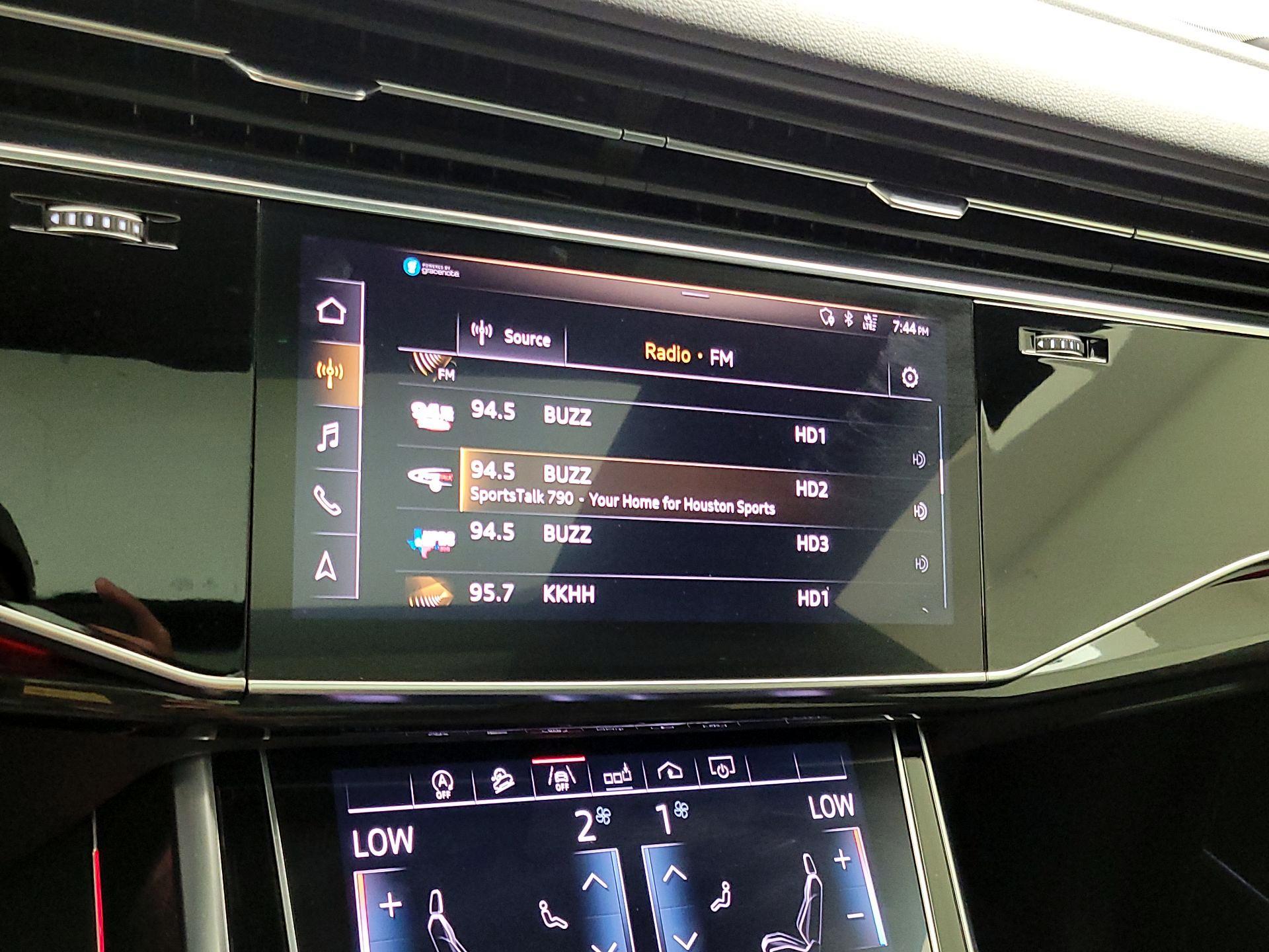 Thumbnail: 2019 Audi Q8 - 16