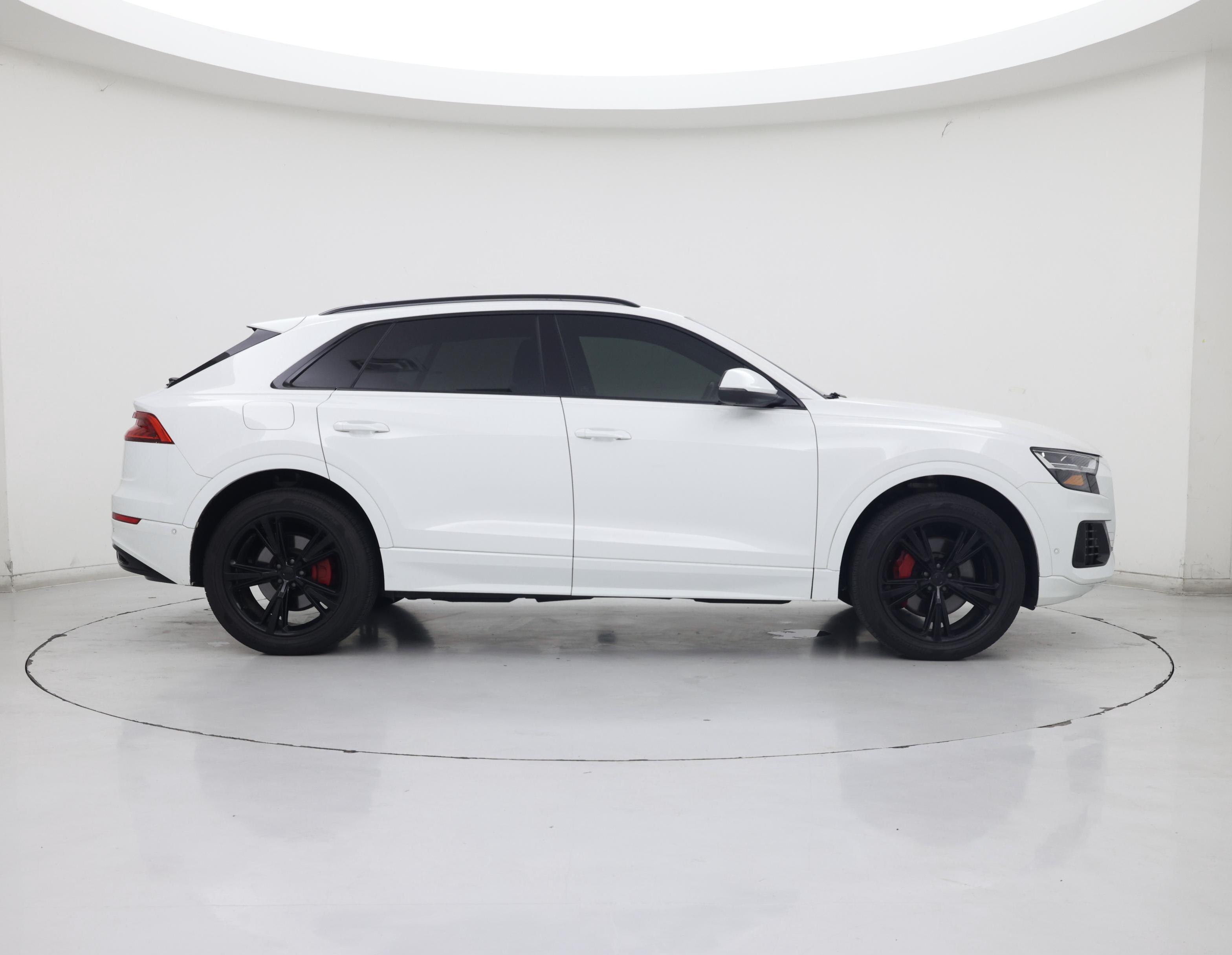 Thumbnail: 2019 Audi Q8 - 7