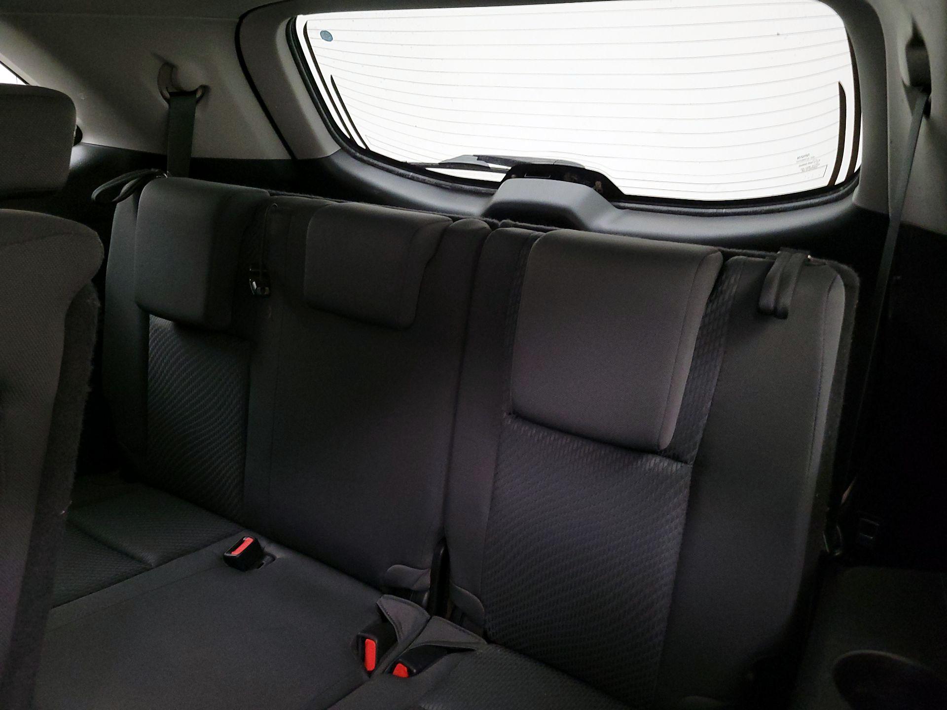 Thumbnail: 2015 Toyota Highlander - 20