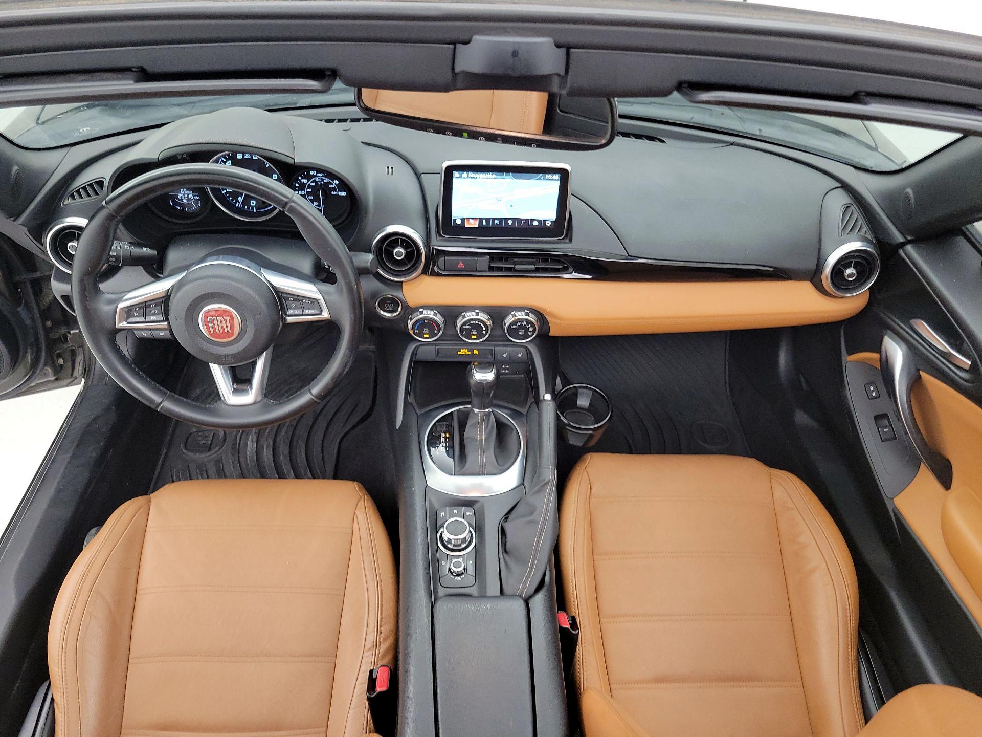 Thumbnail: 2019 Fiat 124 Spider - 9