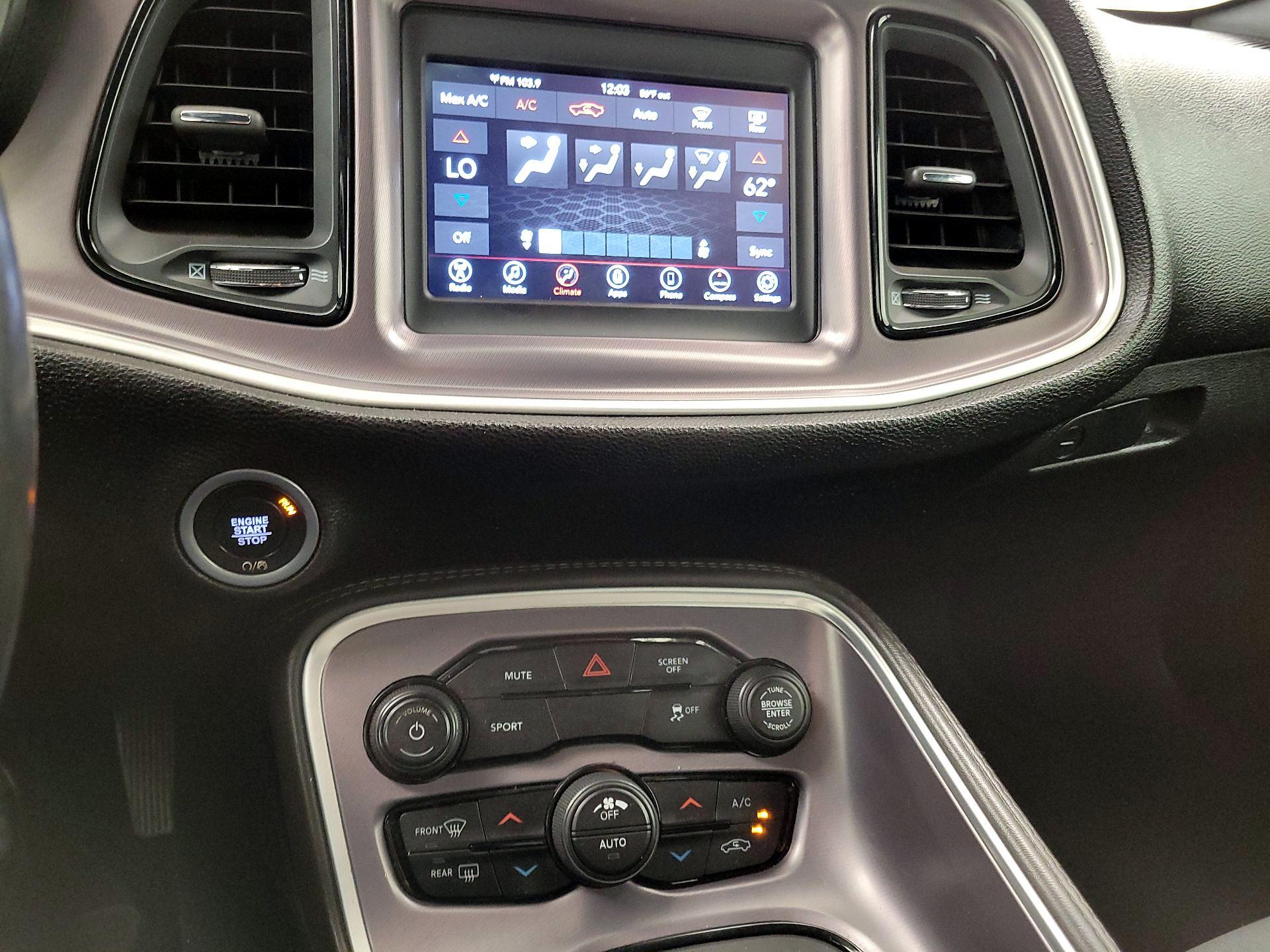 Thumbnail: 2019 Dodge Challenger - 16