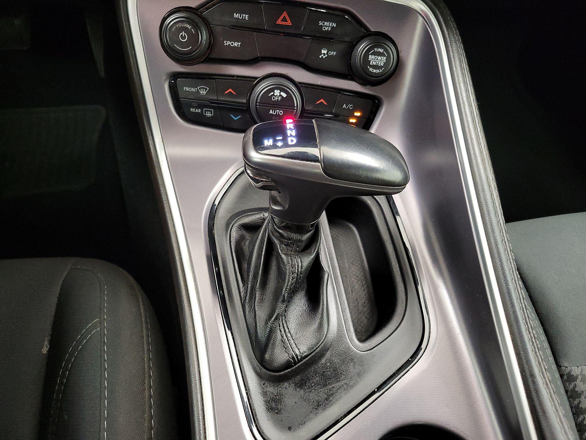 Thumbnail: 2019 Dodge Challenger - 17