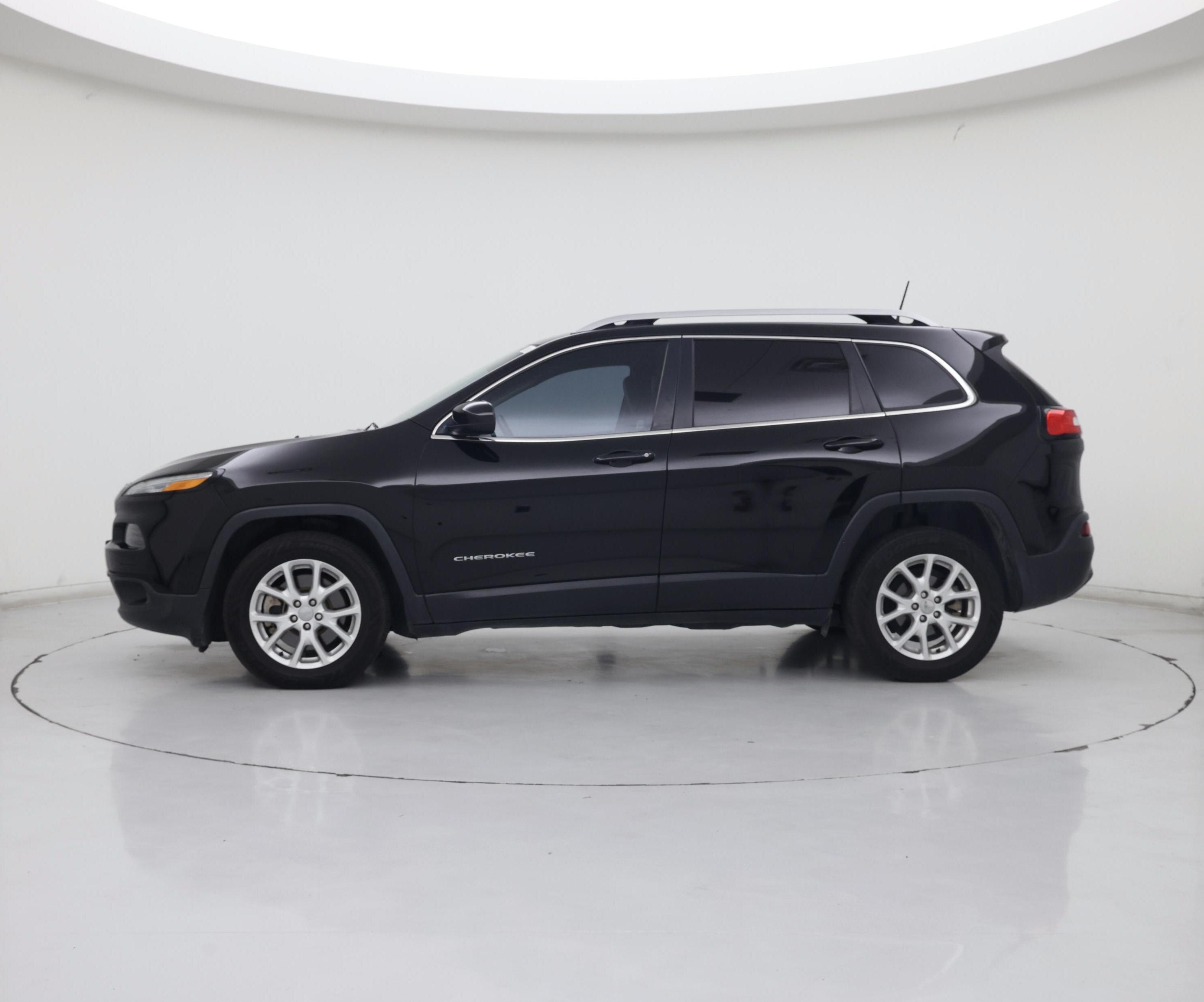 Thumbnail: 2018 Jeep Cherokee - 3