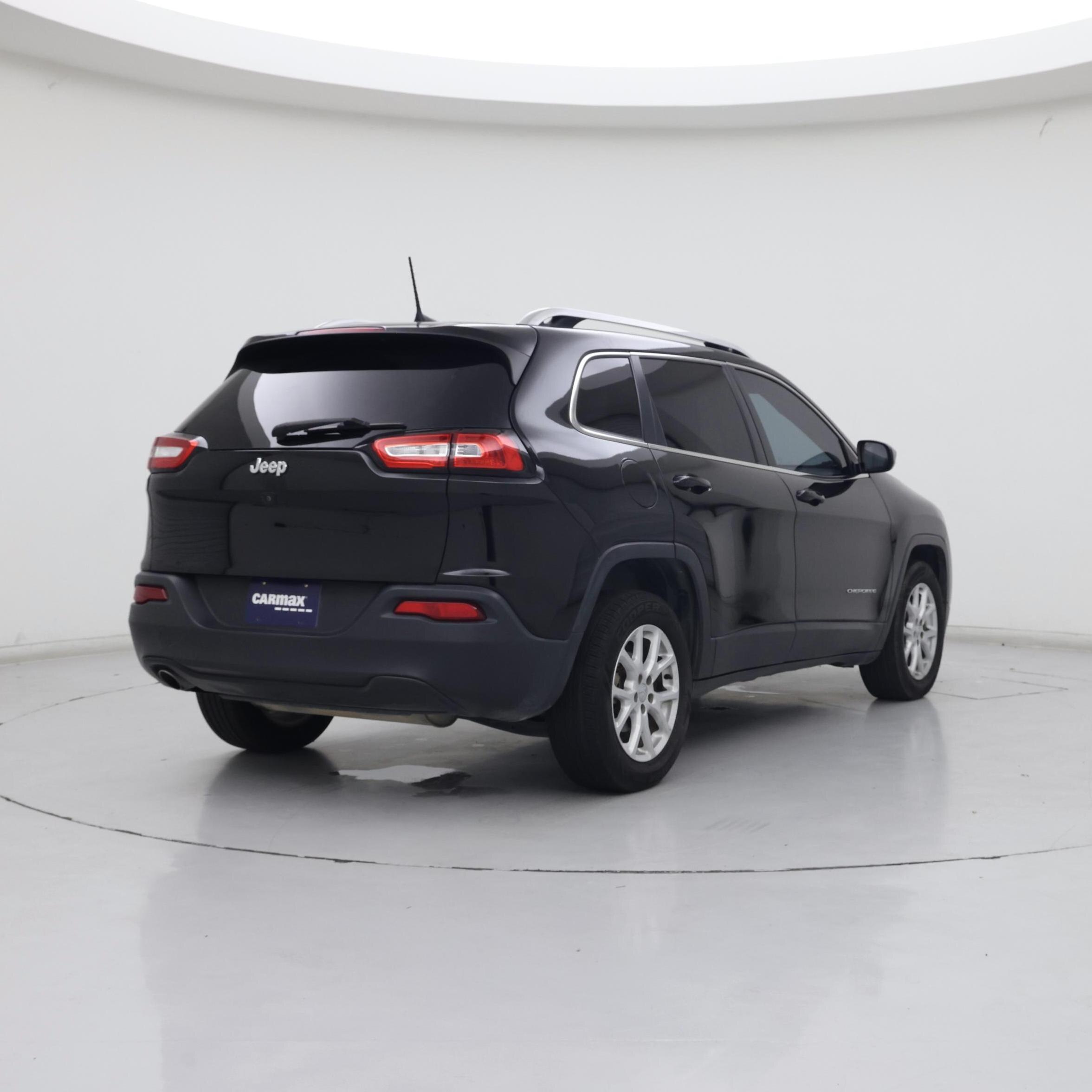 Thumbnail: 2018 Jeep Cherokee - 8