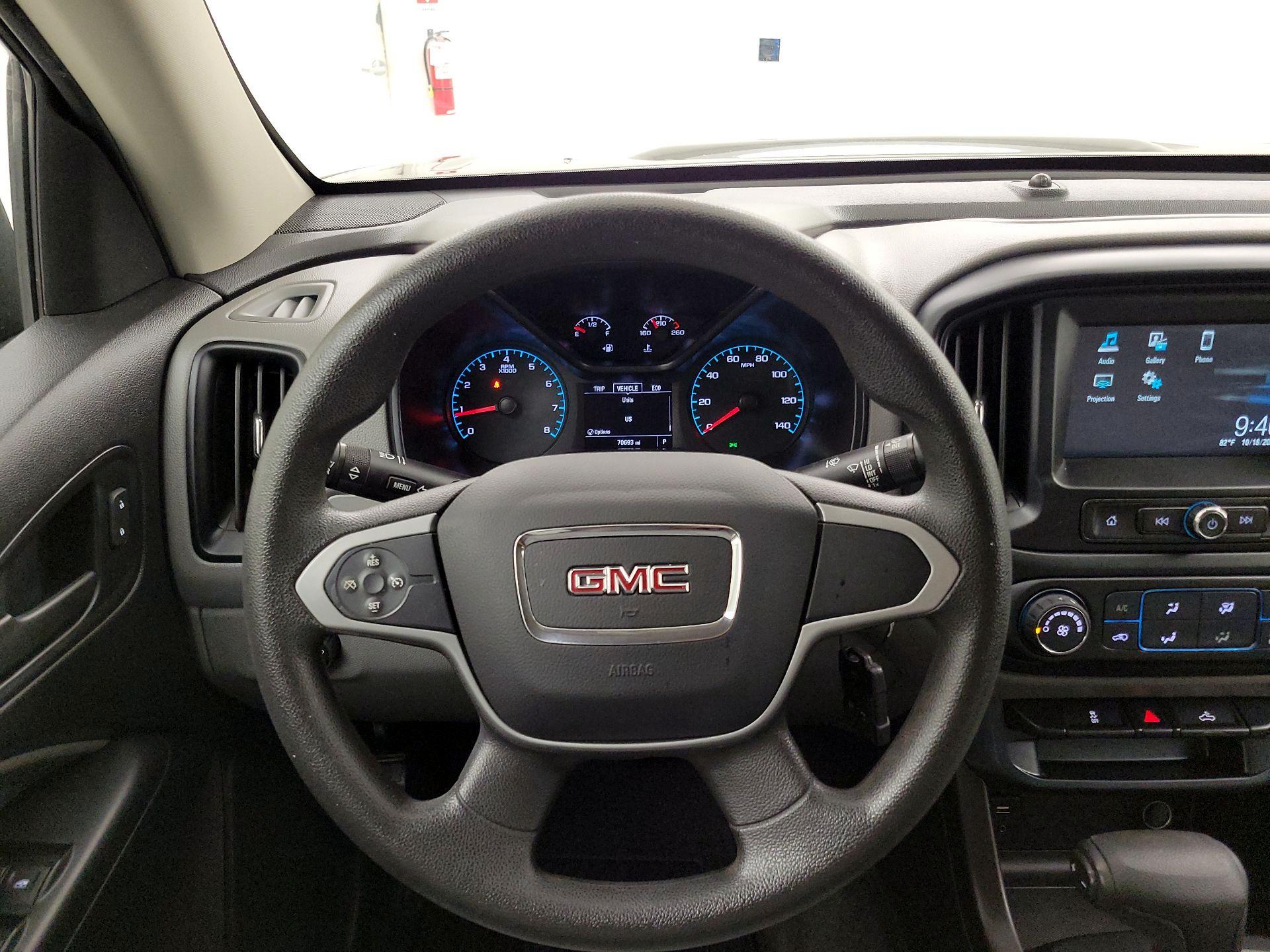 Thumbnail: 2018 GMC Canyon - 10