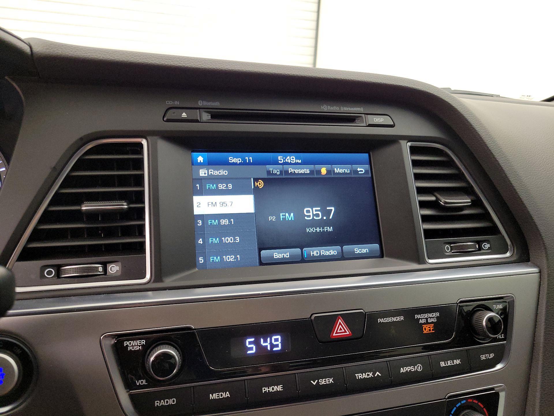 Thumbnail: 2016 Hyundai Sonata - 15