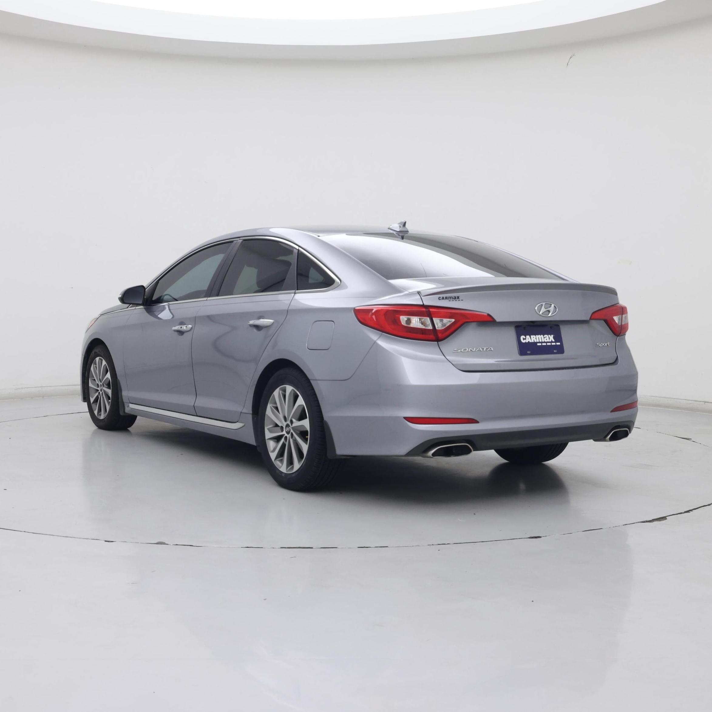 Thumbnail: 2016 Hyundai Sonata - 2