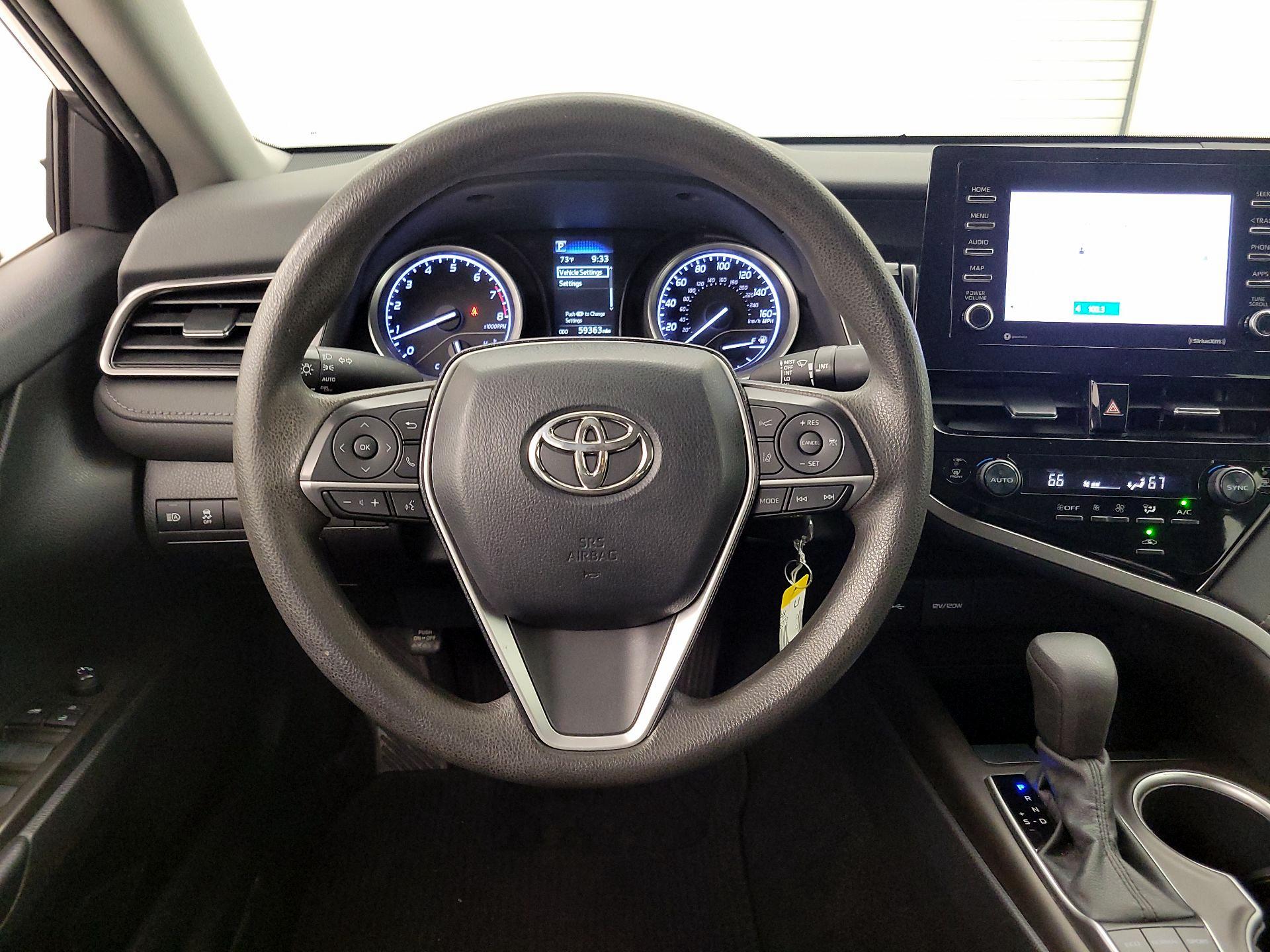 Thumbnail: 2022 Toyota Camry - 10