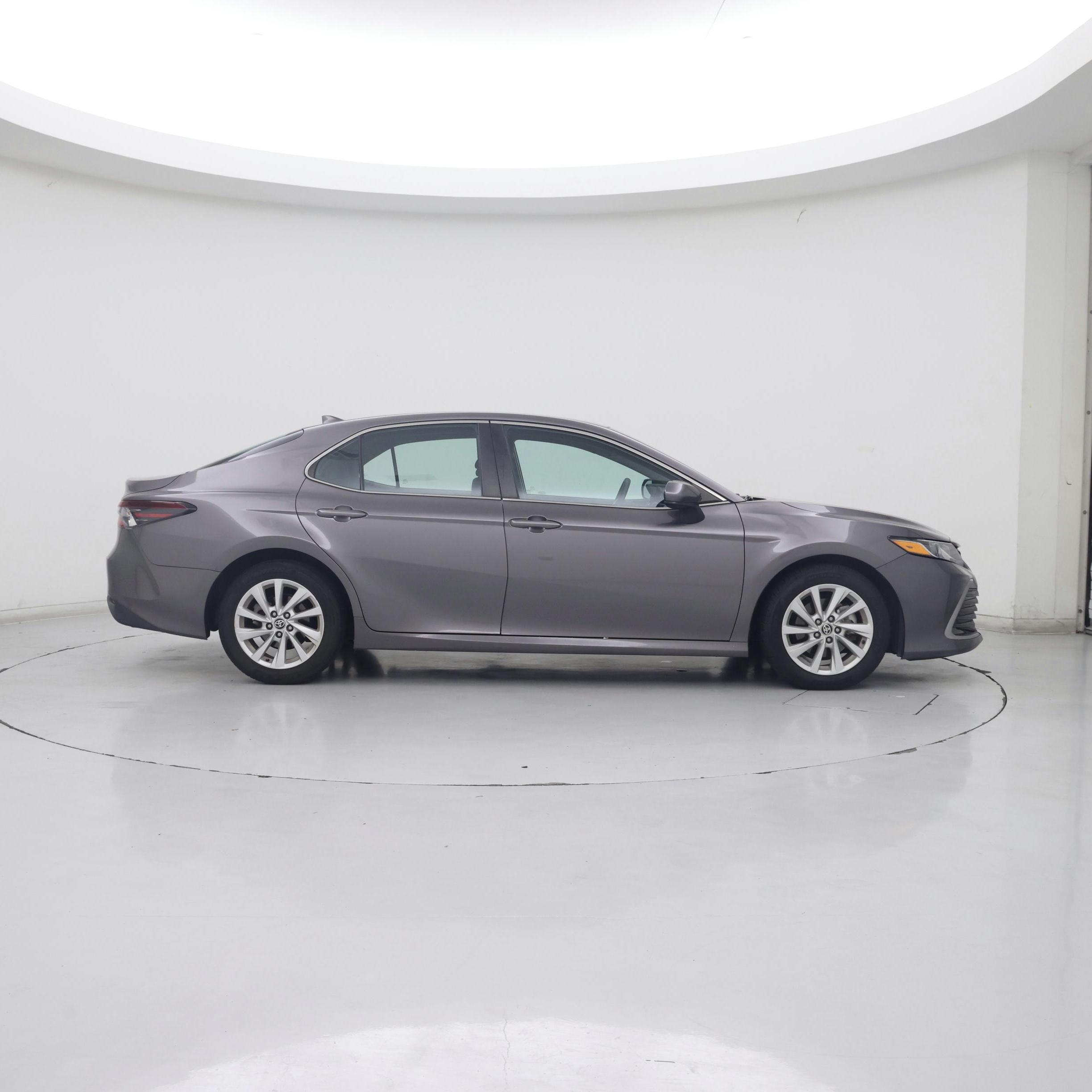 Thumbnail: 2022 Toyota Camry - 7