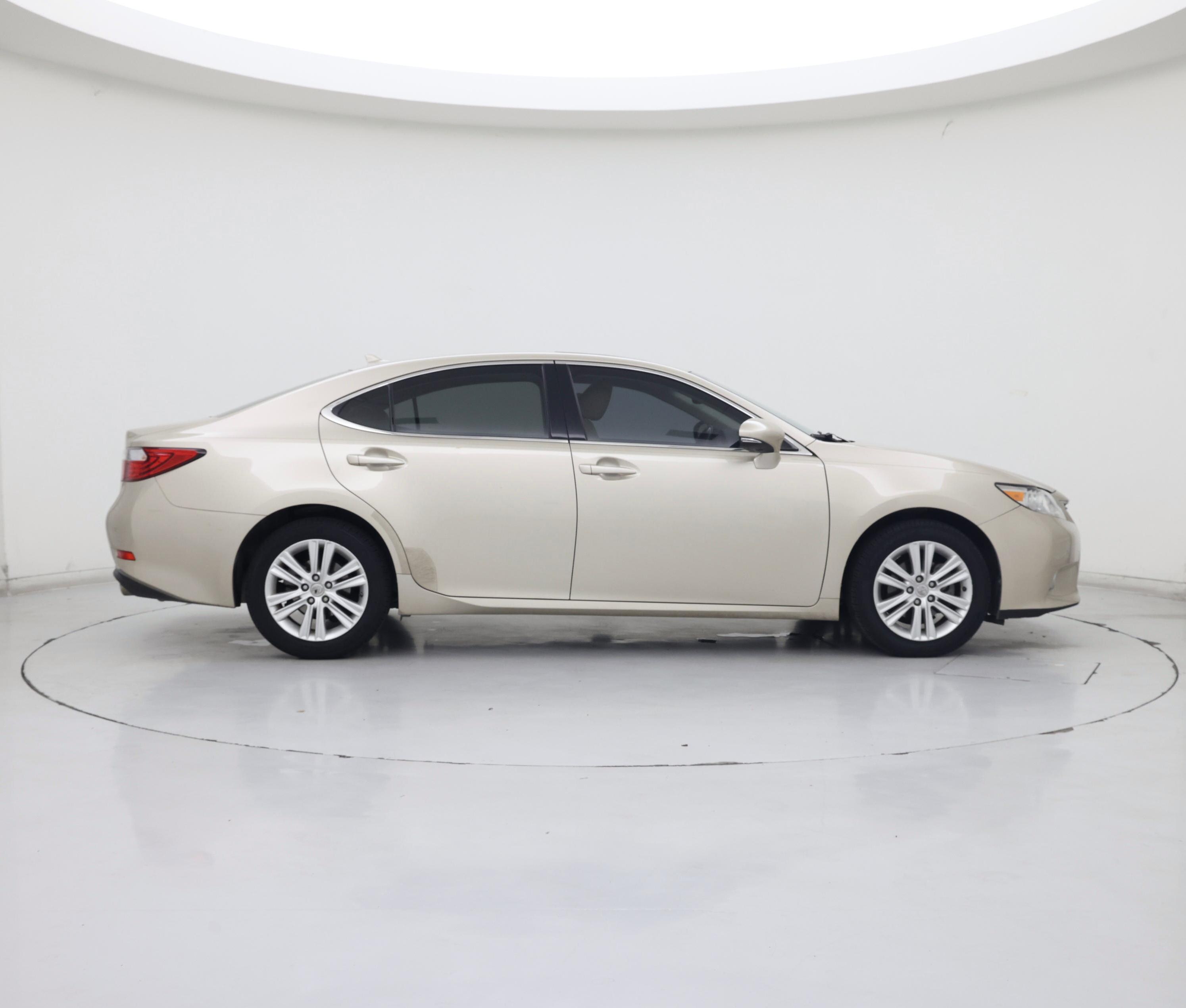Thumbnail: 2014 Lexus ES - 7