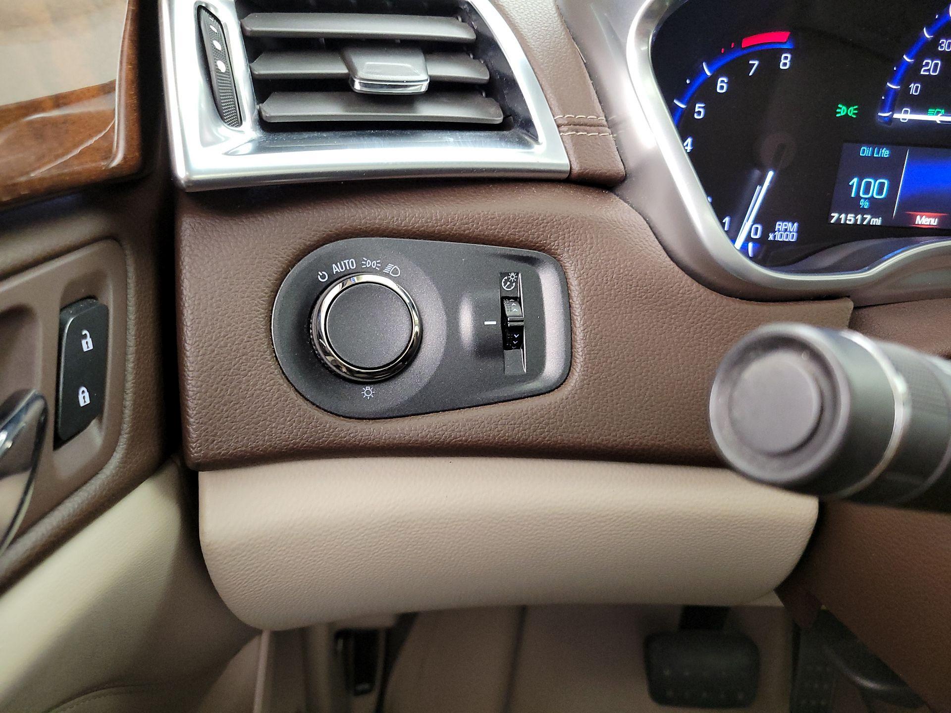Thumbnail: 2015 Cadillac SRX - 13