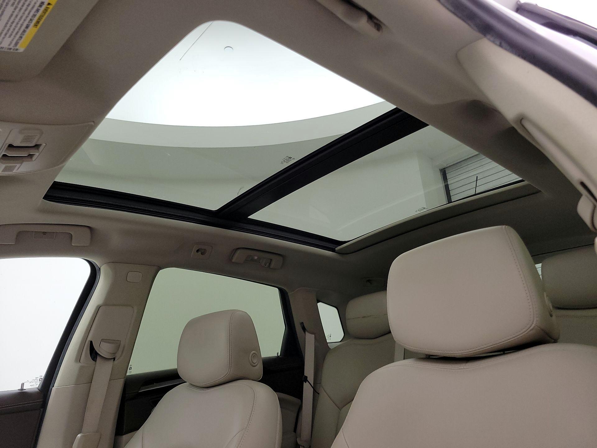 Thumbnail: 2015 Cadillac SRX - 20
