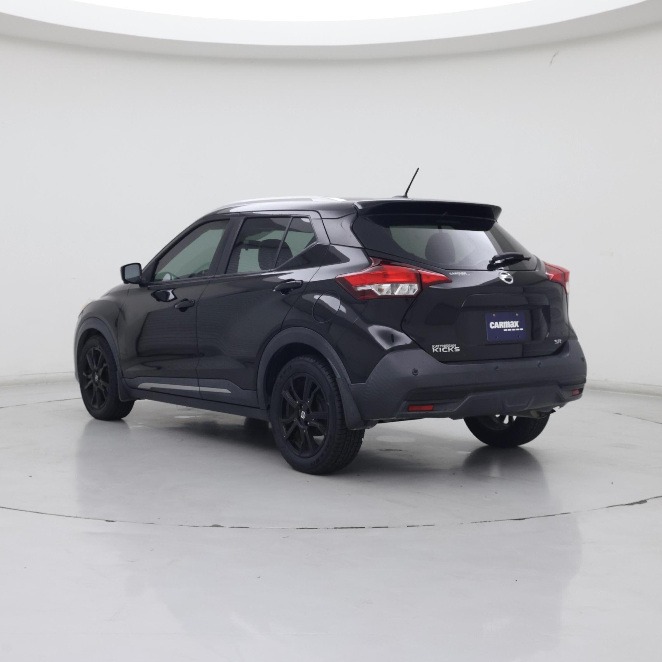 Thumbnail: 2020 Nissan Kicks - 2