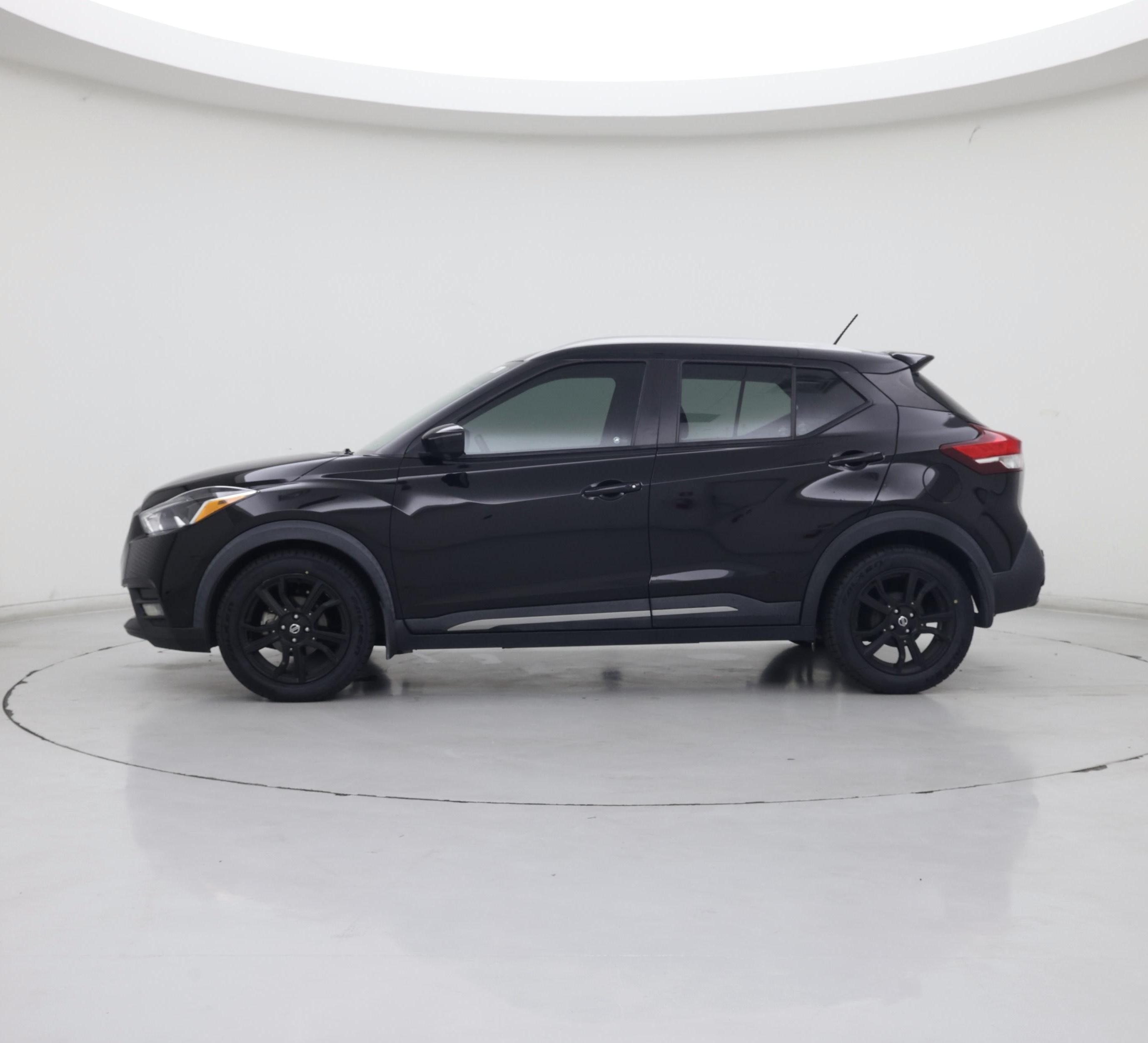 Thumbnail: 2020 Nissan Kicks - 3