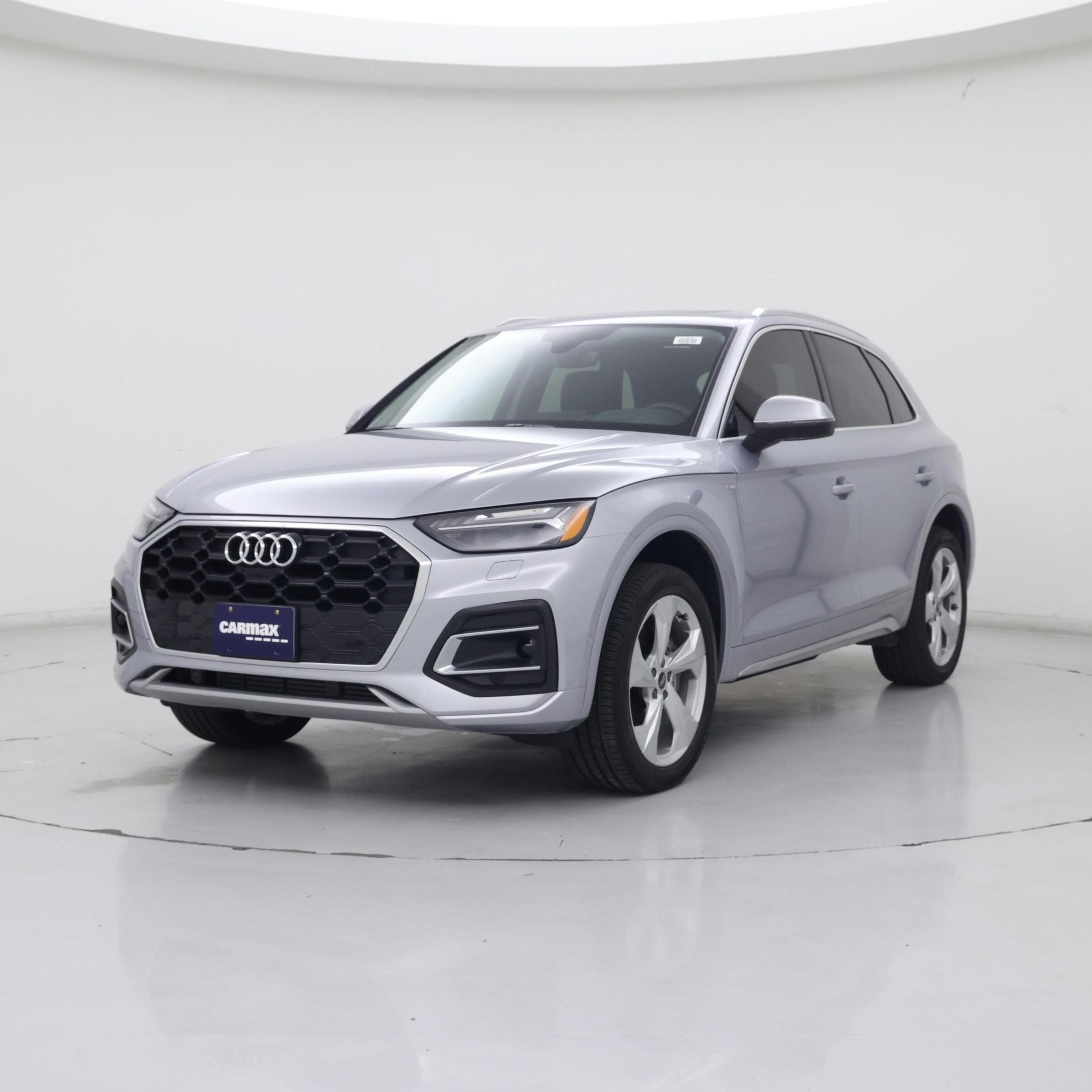 Thumbnail: 2023 Audi Q5 - 4