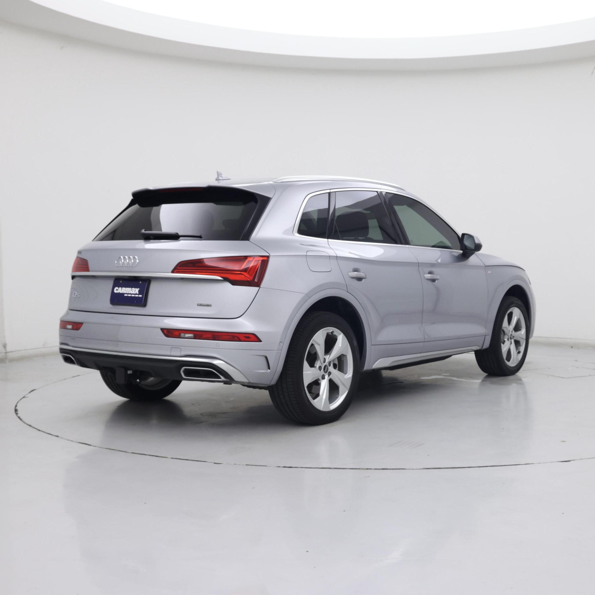 Thumbnail: 2023 Audi Q5 - 8