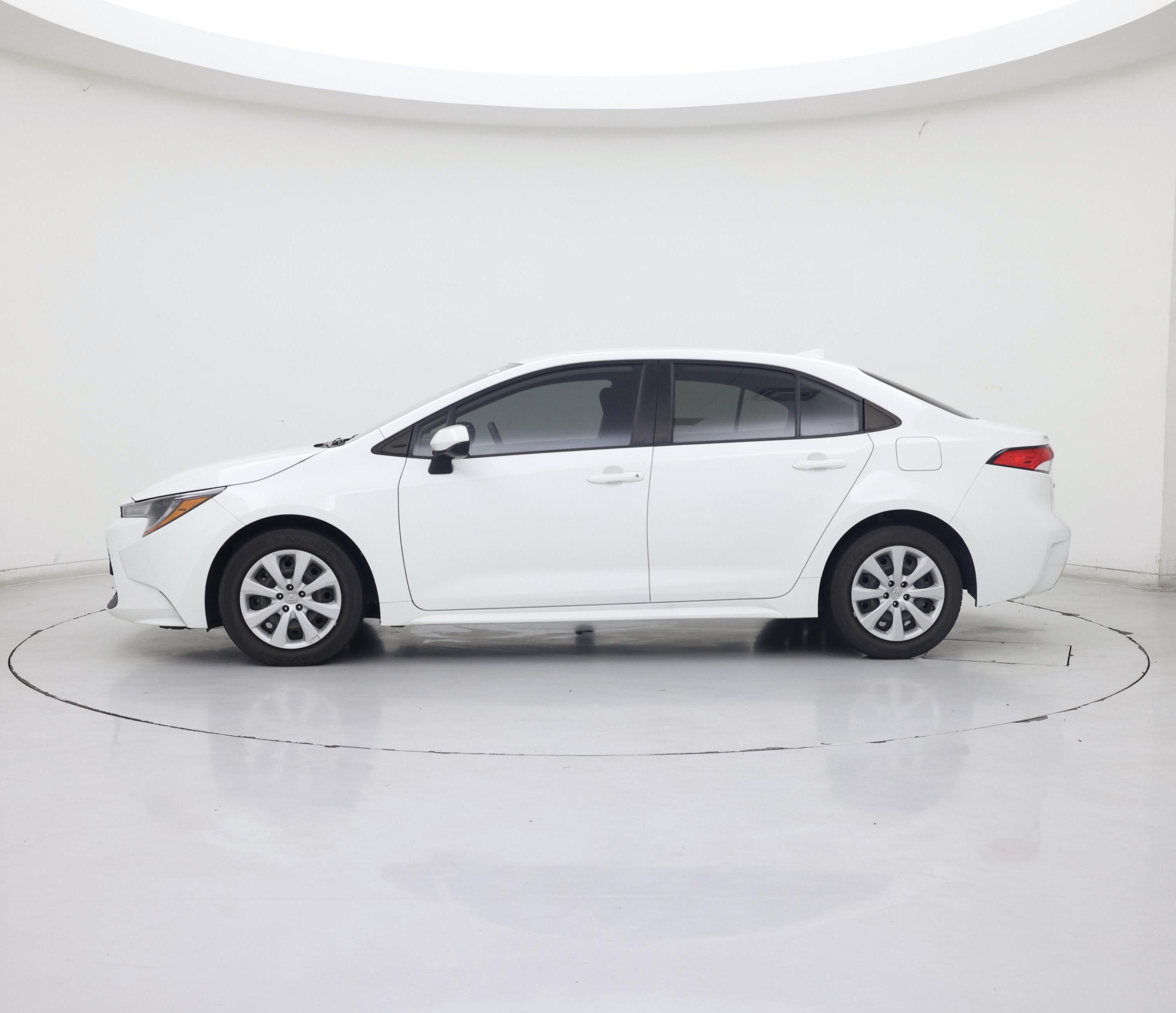 Thumbnail: 2022 Toyota Corolla - 3