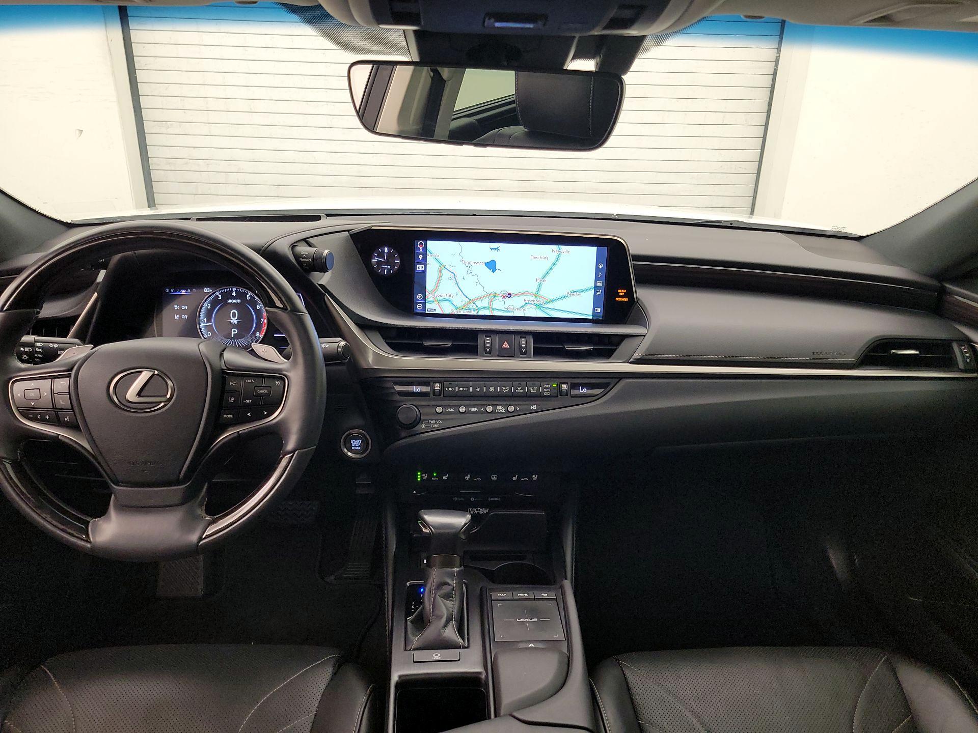 Thumbnail: 2019 Lexus ES - 9