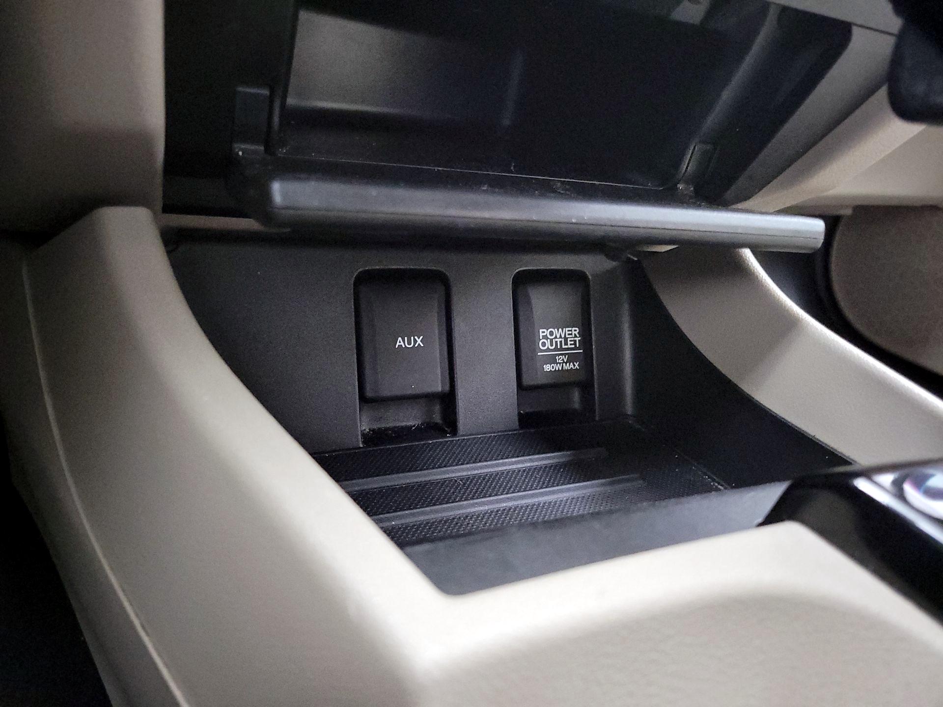 Thumbnail: 2015 Honda Civic - 18