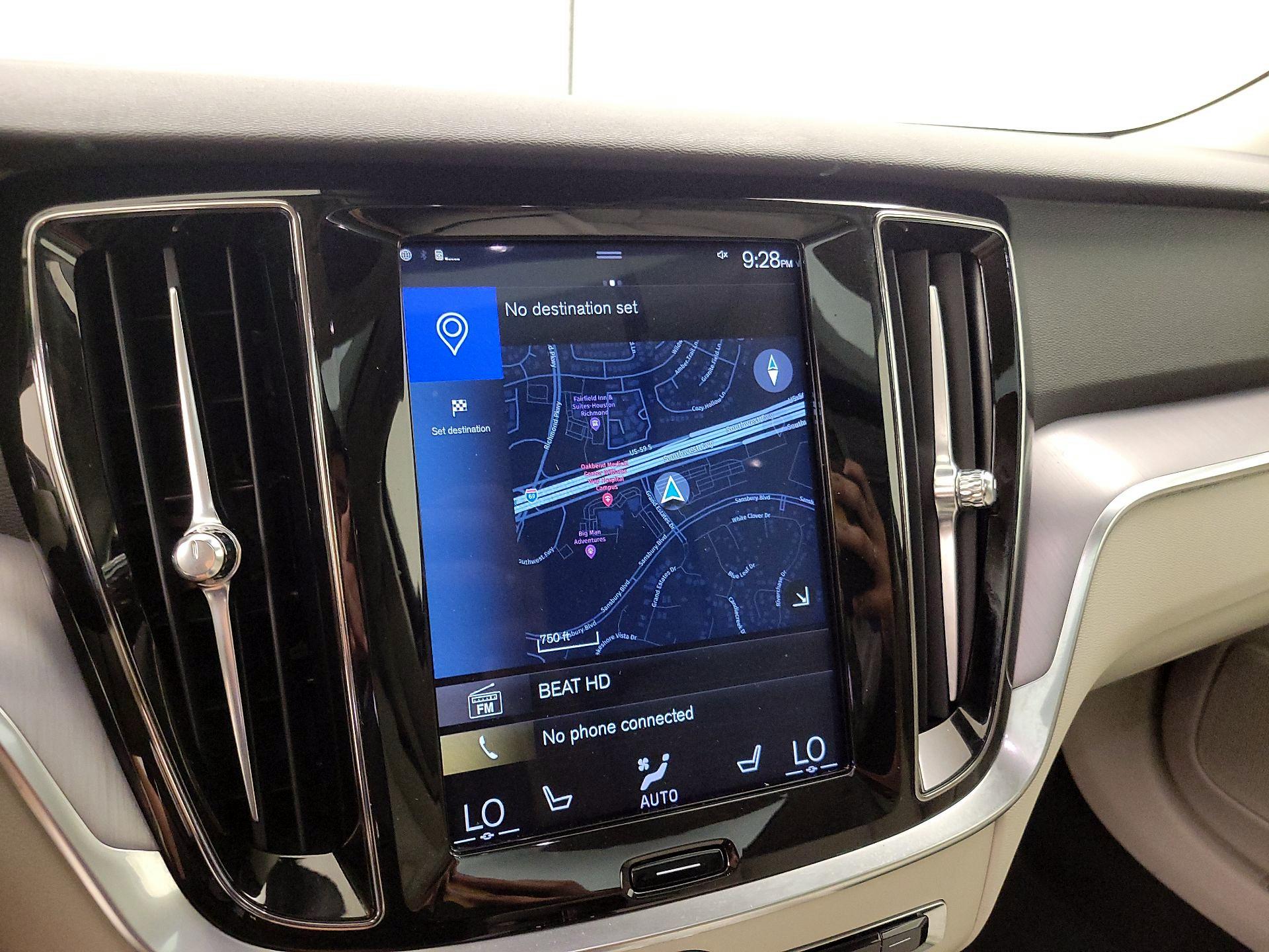 Thumbnail: 2019 Volvo S60 - 14