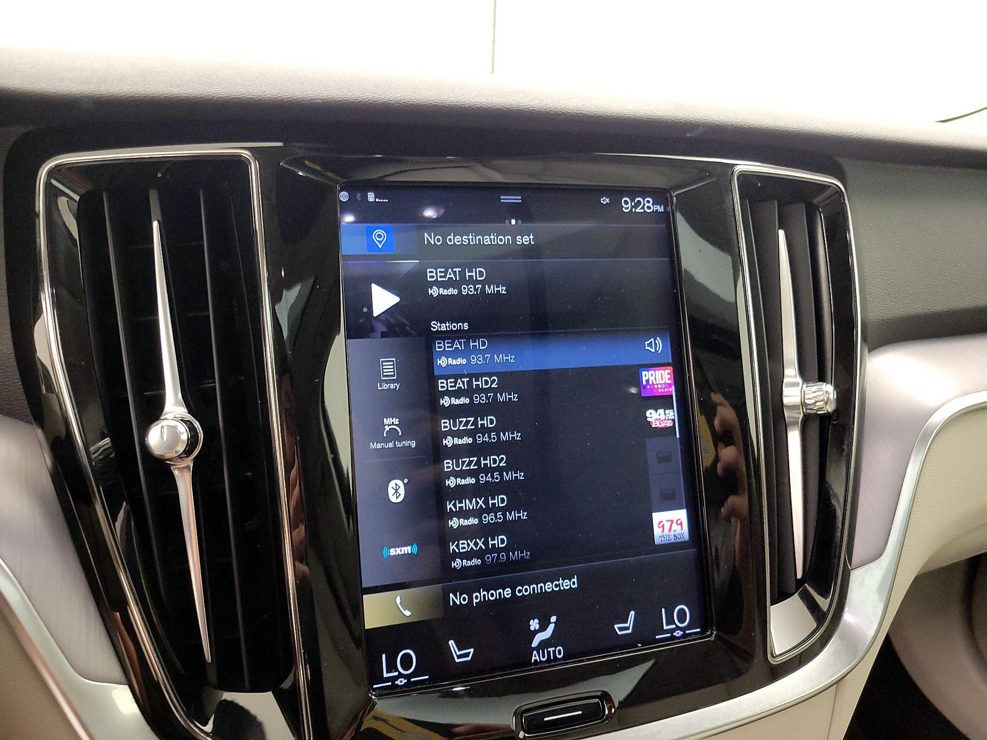 Thumbnail: 2019 Volvo S60 - 16