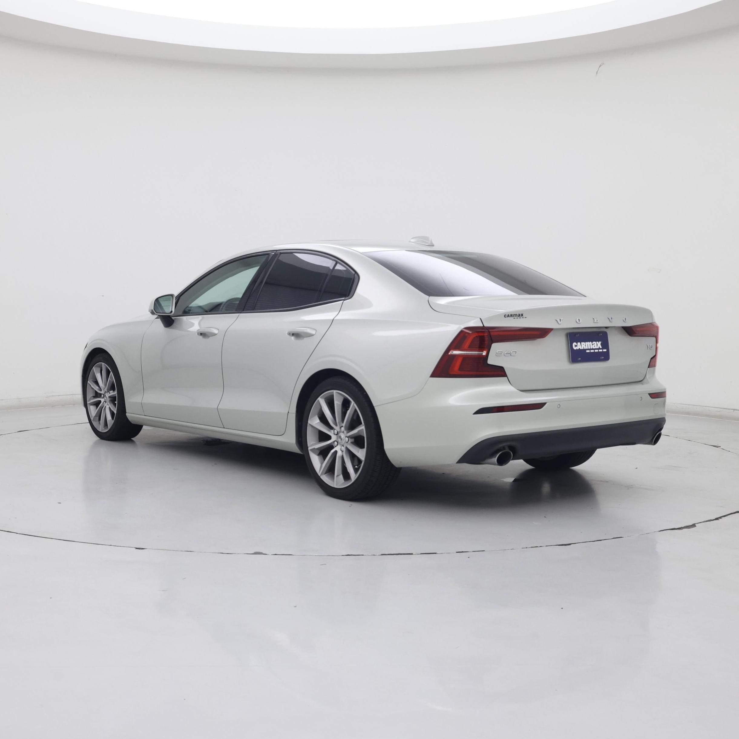 Thumbnail: 2019 Volvo S60 - 2