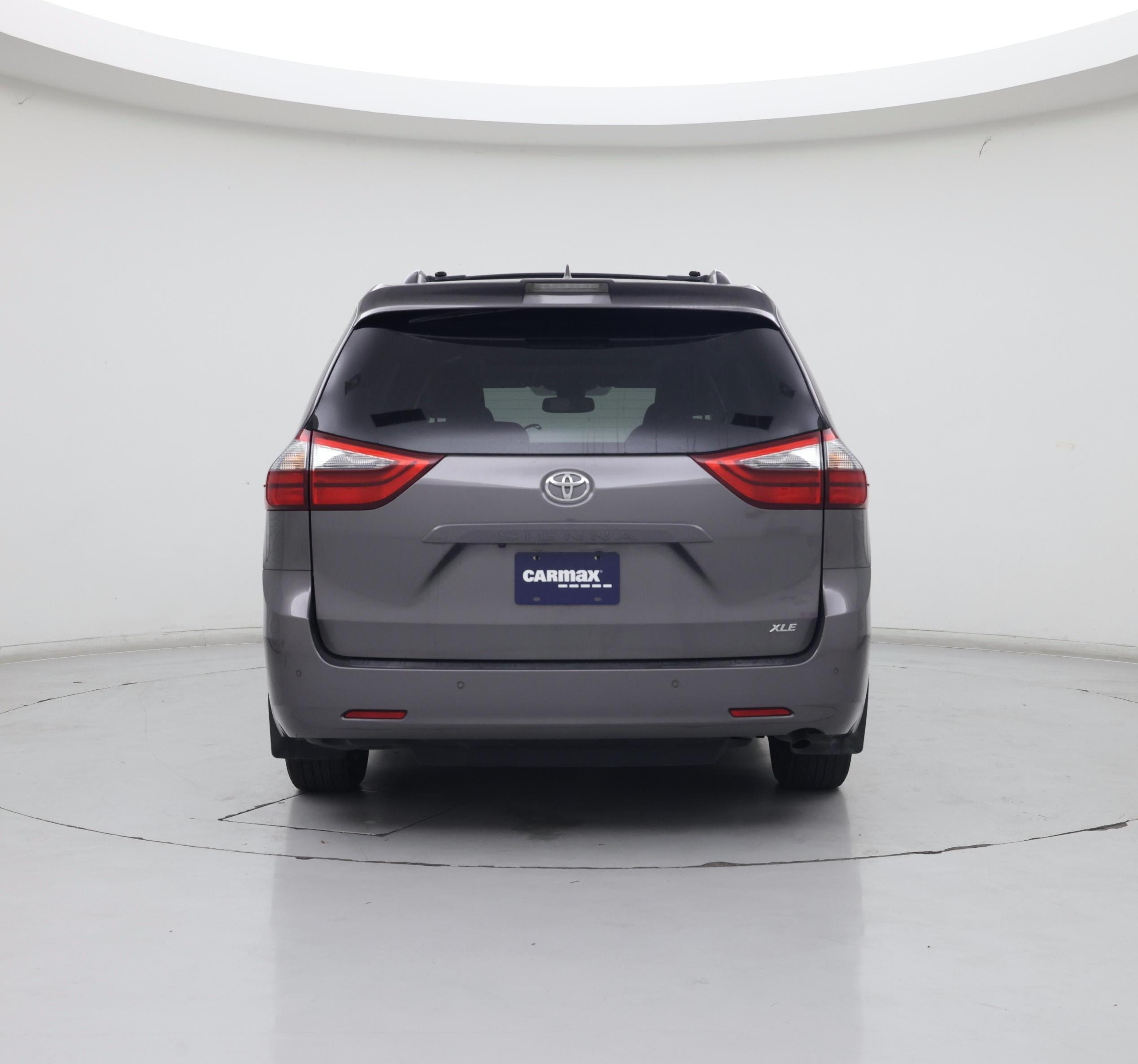 Thumbnail: 2020 Toyota Sienna - 6