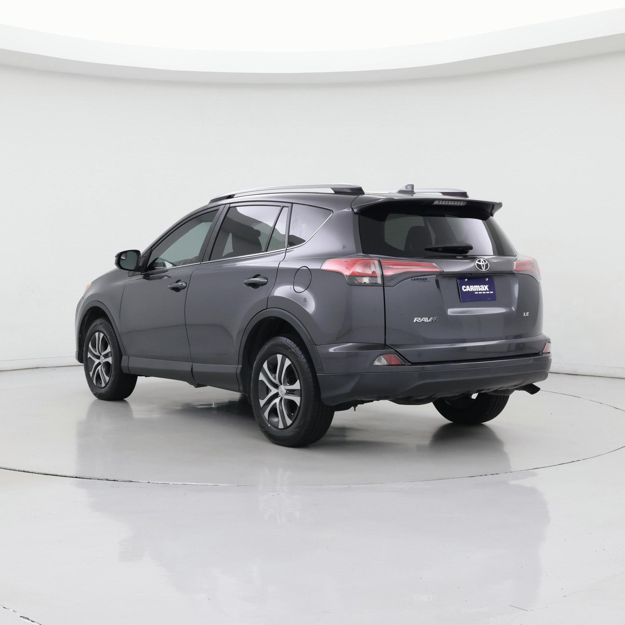 Thumbnail: 2018 Toyota RAV4 - 2